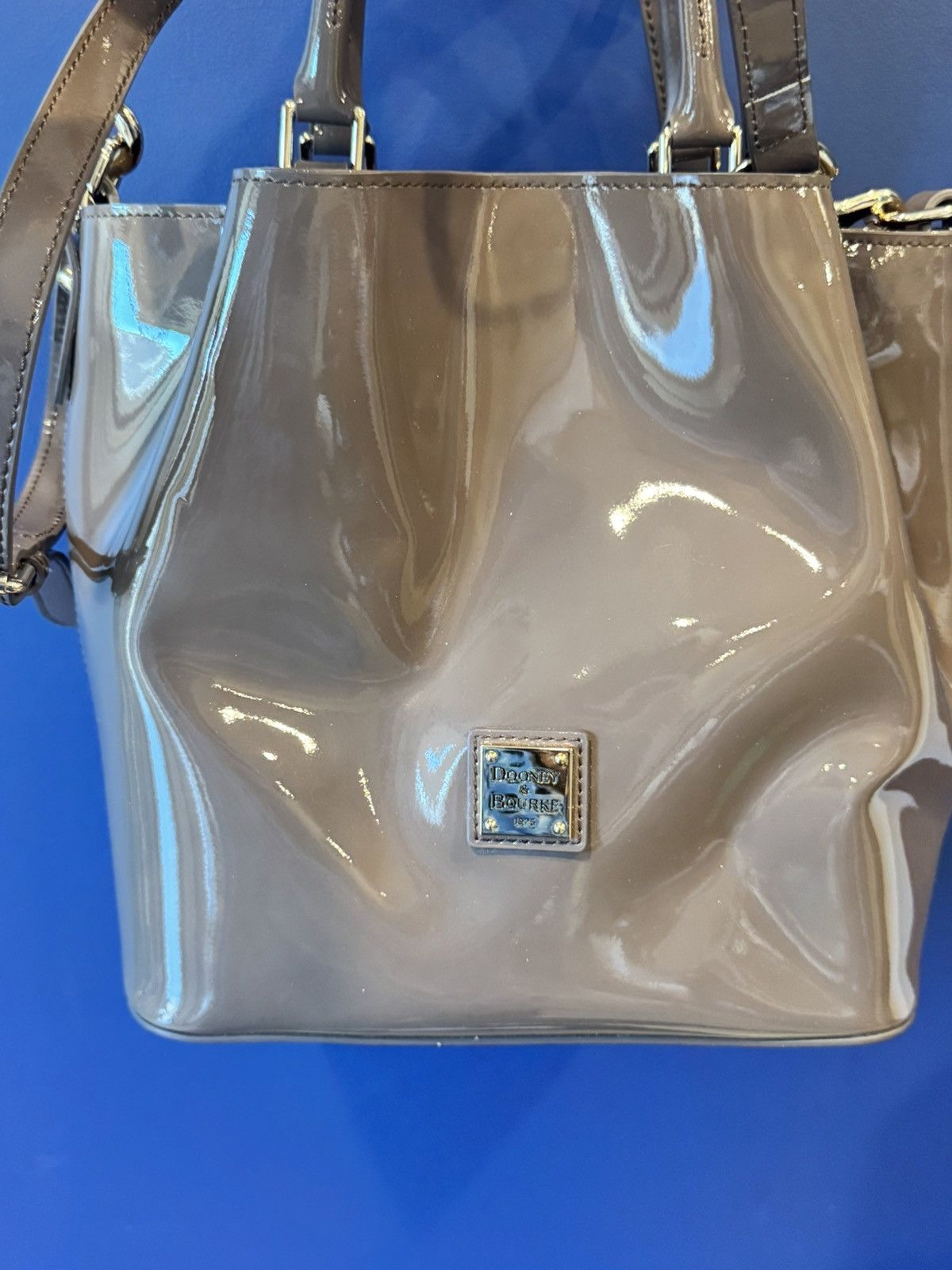 Dooney & Bourke Dooney & Bourke Barlow Satchel Espresso Patent Leather NWT Size ONE SIZE - 8 Thumbnail