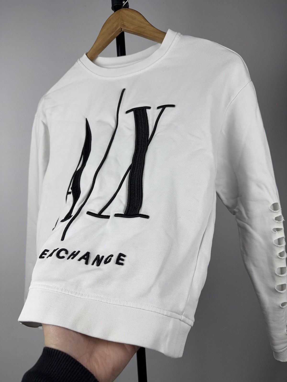 Armani Exchange Armani Exchange ICON Logo Distressed Sleeve Sweatshirt XS Size XS / US 0-2 / IT 36-38 - 3 Thumbnail