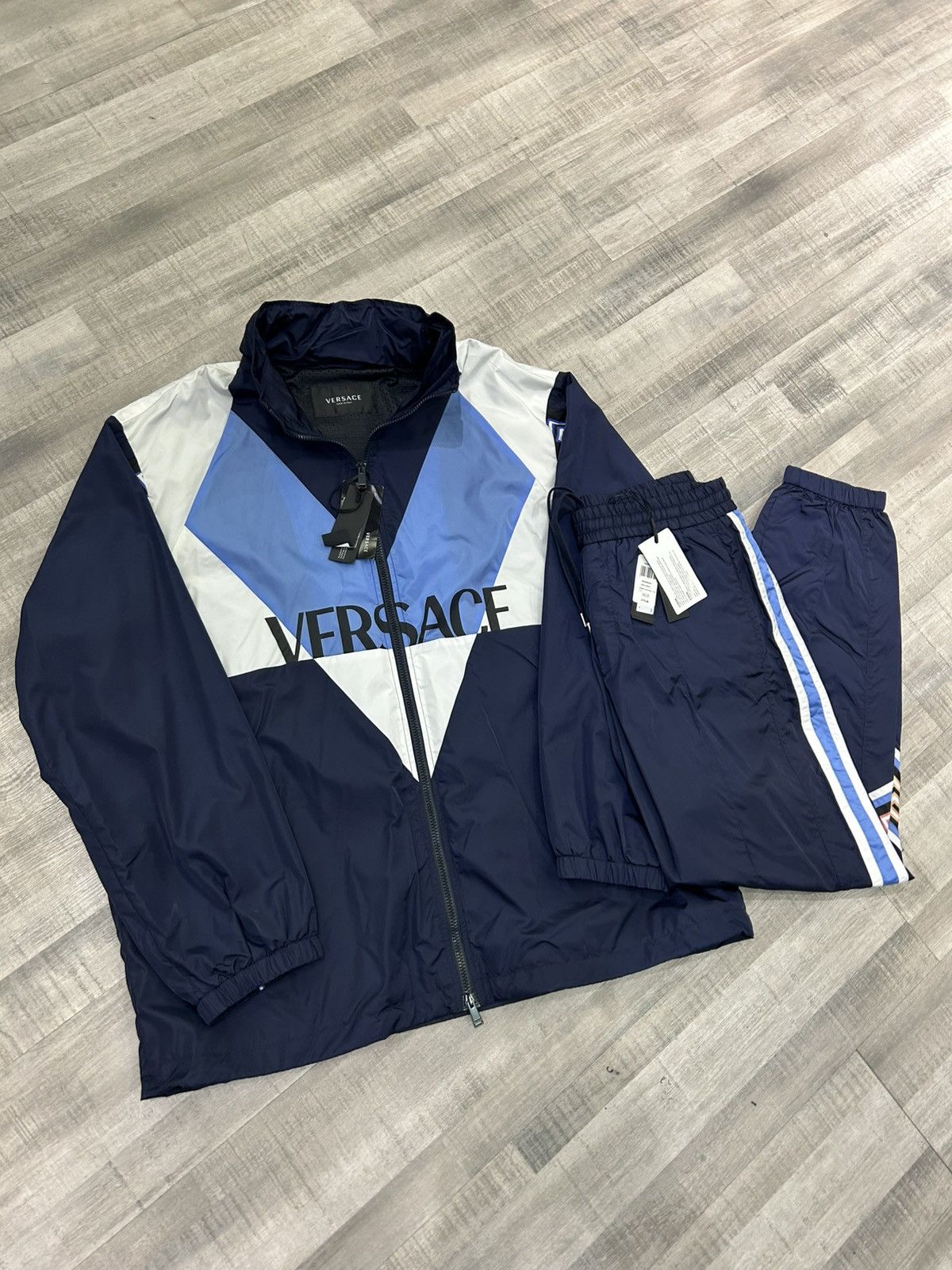 Versace Versace Nylon Track Suit Size US L / EU 52-54 / 3 - 1 Thumbnail