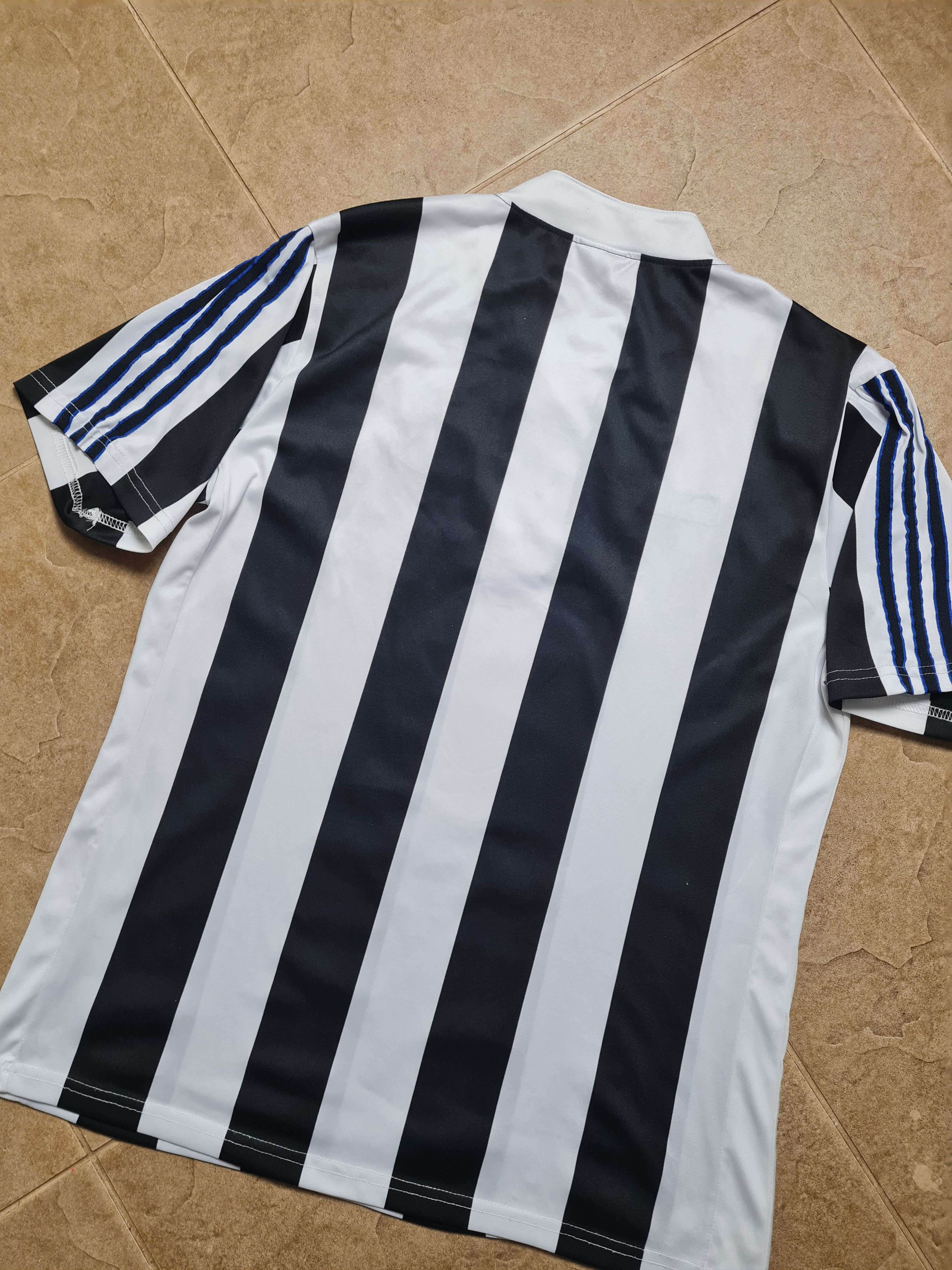 Adidas Rare Jersey Adidas Newcastle 1995/1997 Archive Home Shirt Size US M / EU 48-50 / 2 - 13 Thumbnail