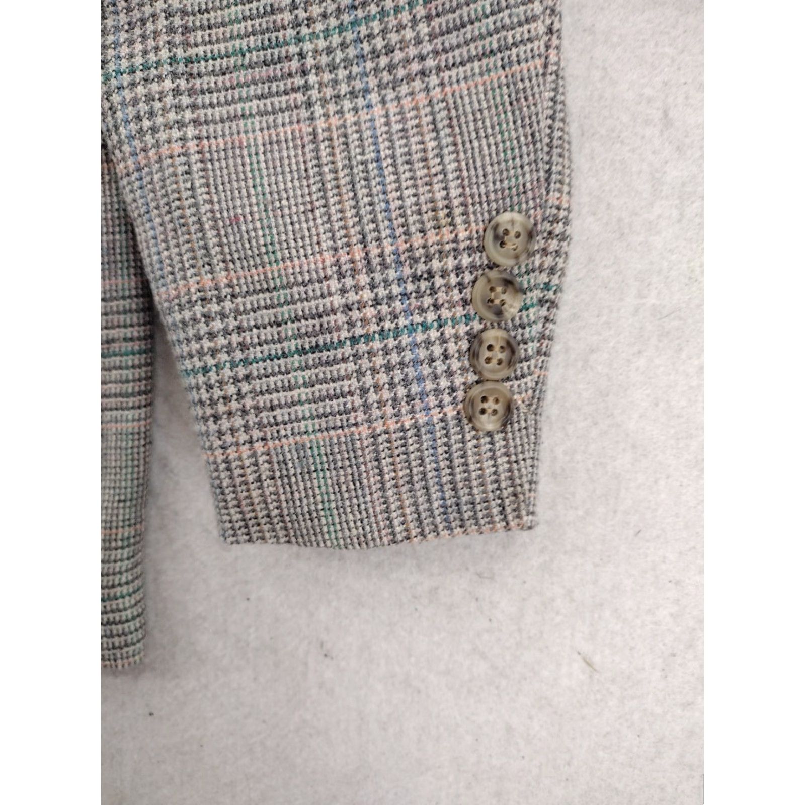 Vintage J.RIGGINS Blazer Jacket Wool Plaid 41 Gray Mens Size 42R - 2 Thumbnail