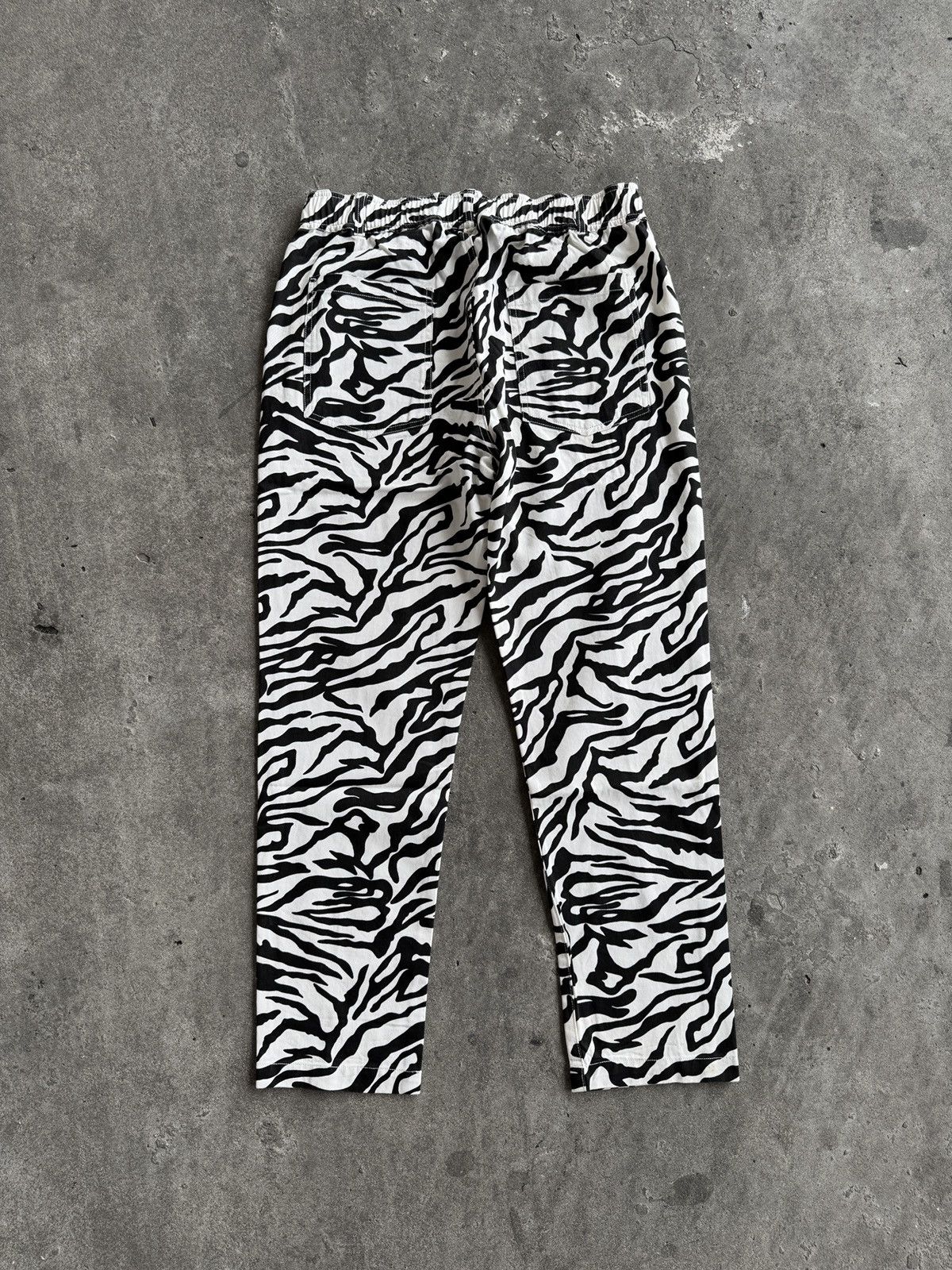 Japanese Brand 2000s Jungle Storm Zebra Cotton Easy Pants Size US 32 / EU 48 - 6 Thumbnail