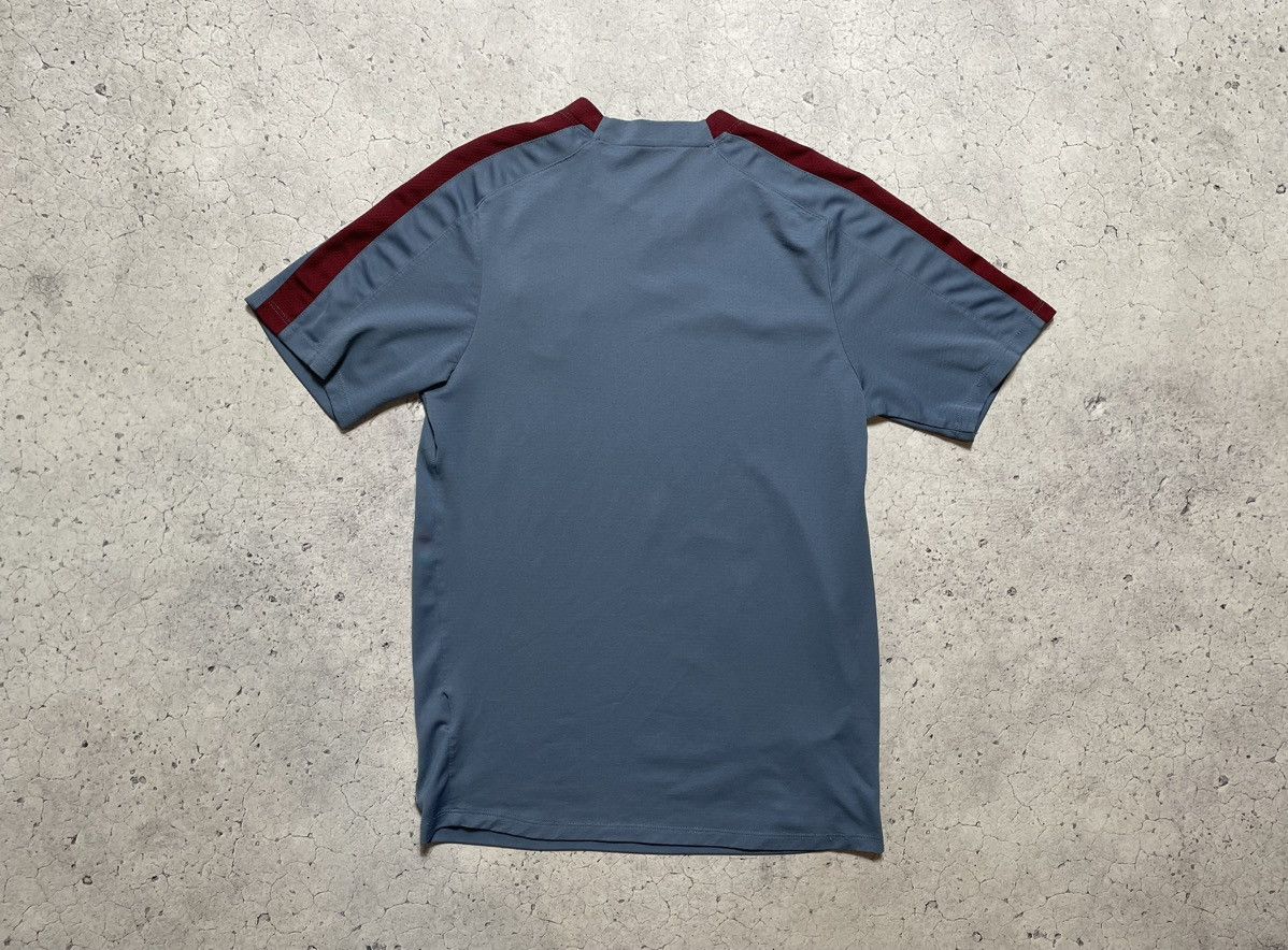 Nike × Vintage Vintage Nike Roma Football Training T-Shirt Size US S / EU 44-46 / 1 - 2 Thumbnail