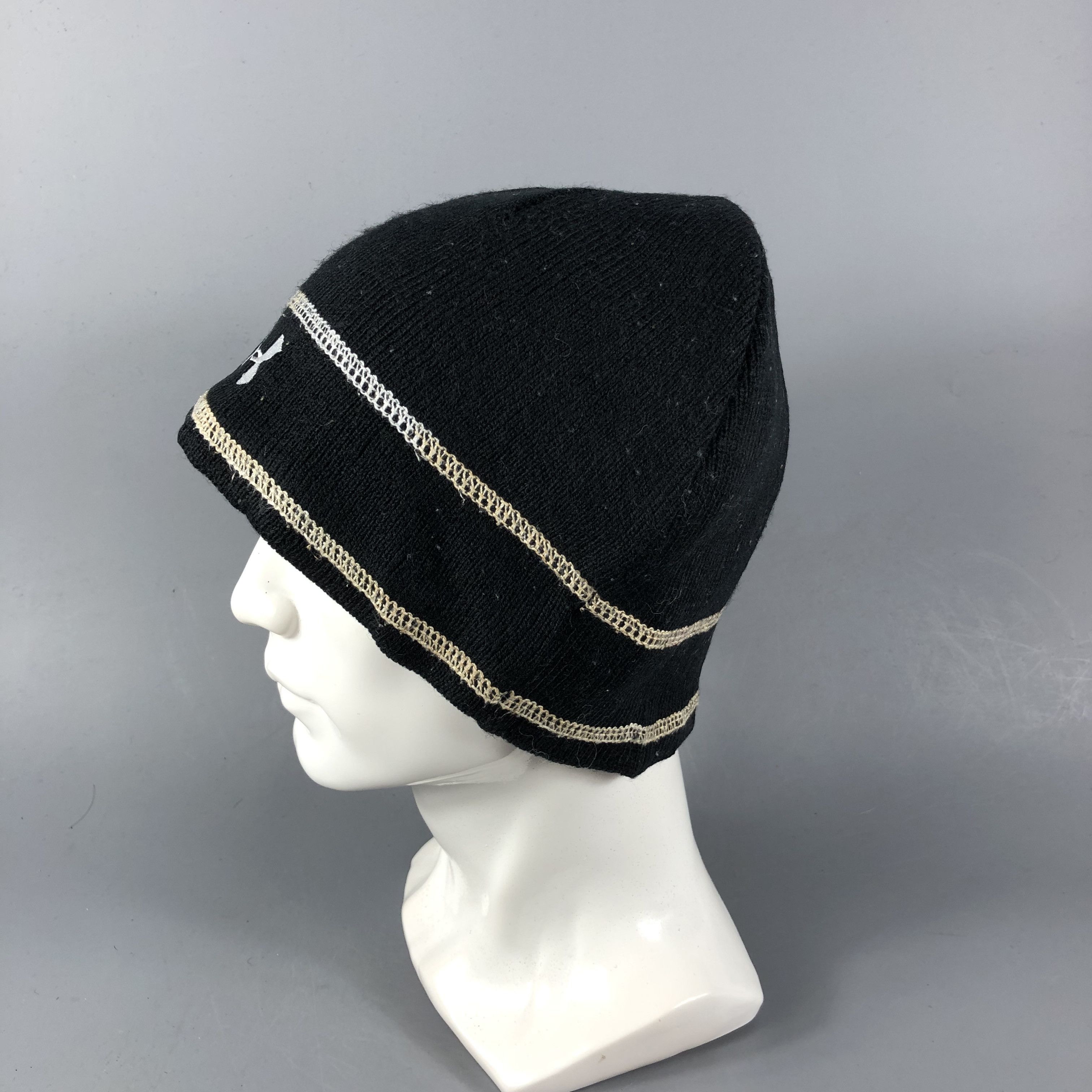 Under Armour Under Armour Beanie Snowcap Snow Hat B797 Size ONE SIZE - 2 Thumbnail