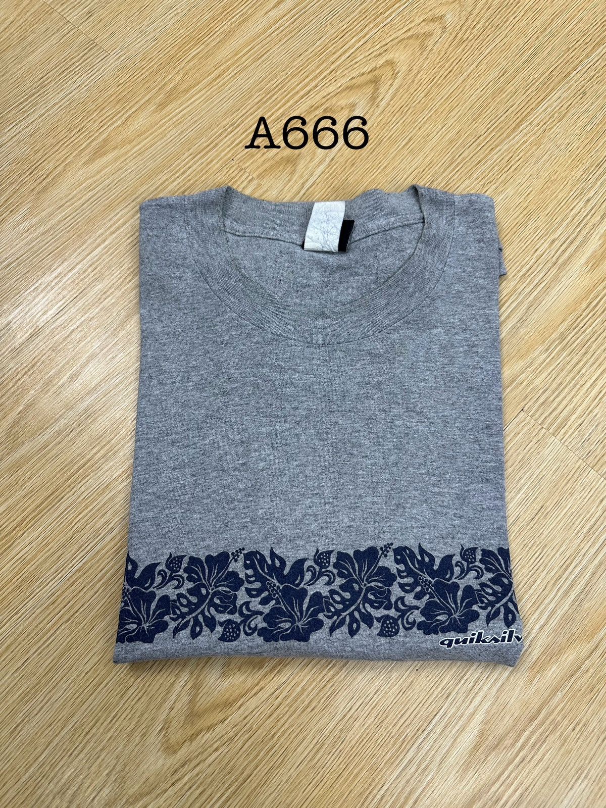 Quiksilver Vintage Quiksilver Usa Single Stitch Shirt A666 Size US L / EU 52-54 / 3 - 11 Thumbnail