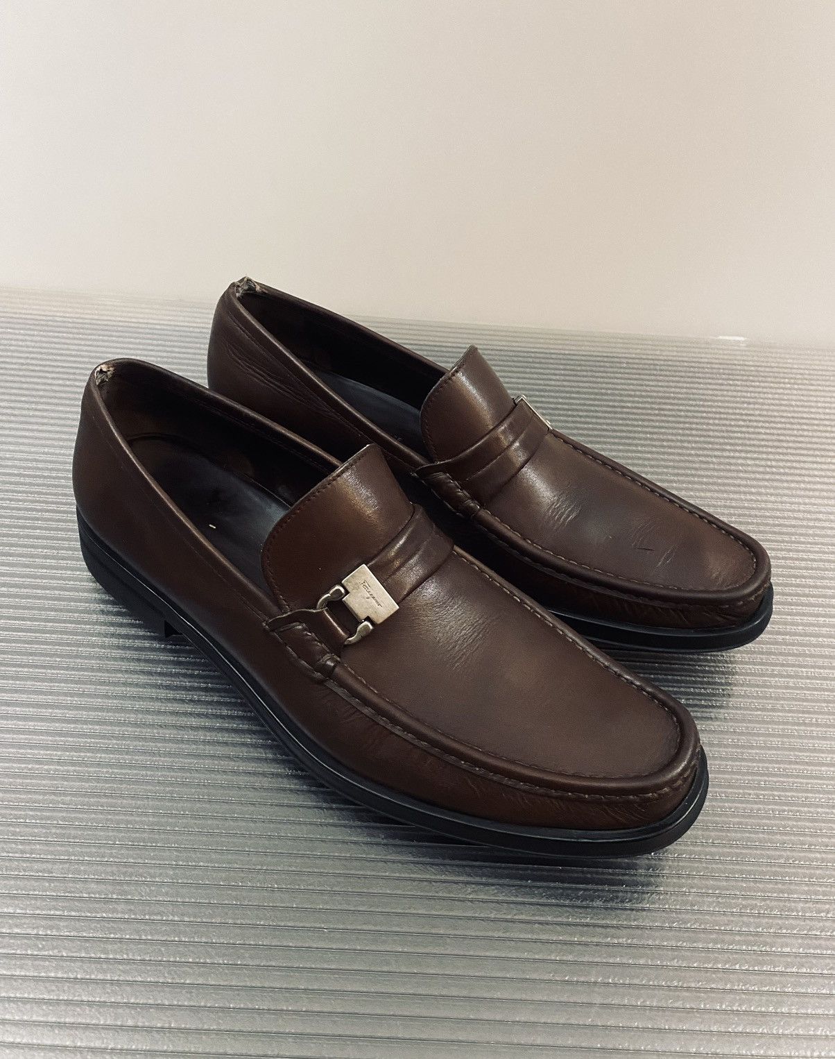 Salvatore Ferragamo Ferragamo 🇮🇹 dk brown leather gancini buckled loafer 9.5 NEW Size US 9.5 / EU 42-43 - 1 Thumbnail