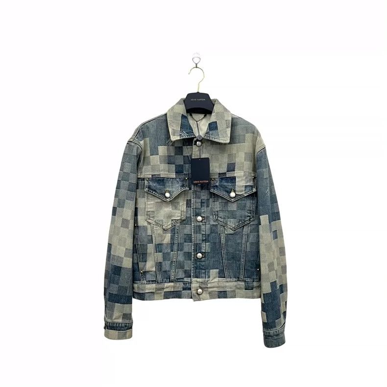 Louis Vuitton Louis Vuitton Mosaic effect printed denim jacket Size US S / EU 44-46 / 1 - 2 Thumbnail
