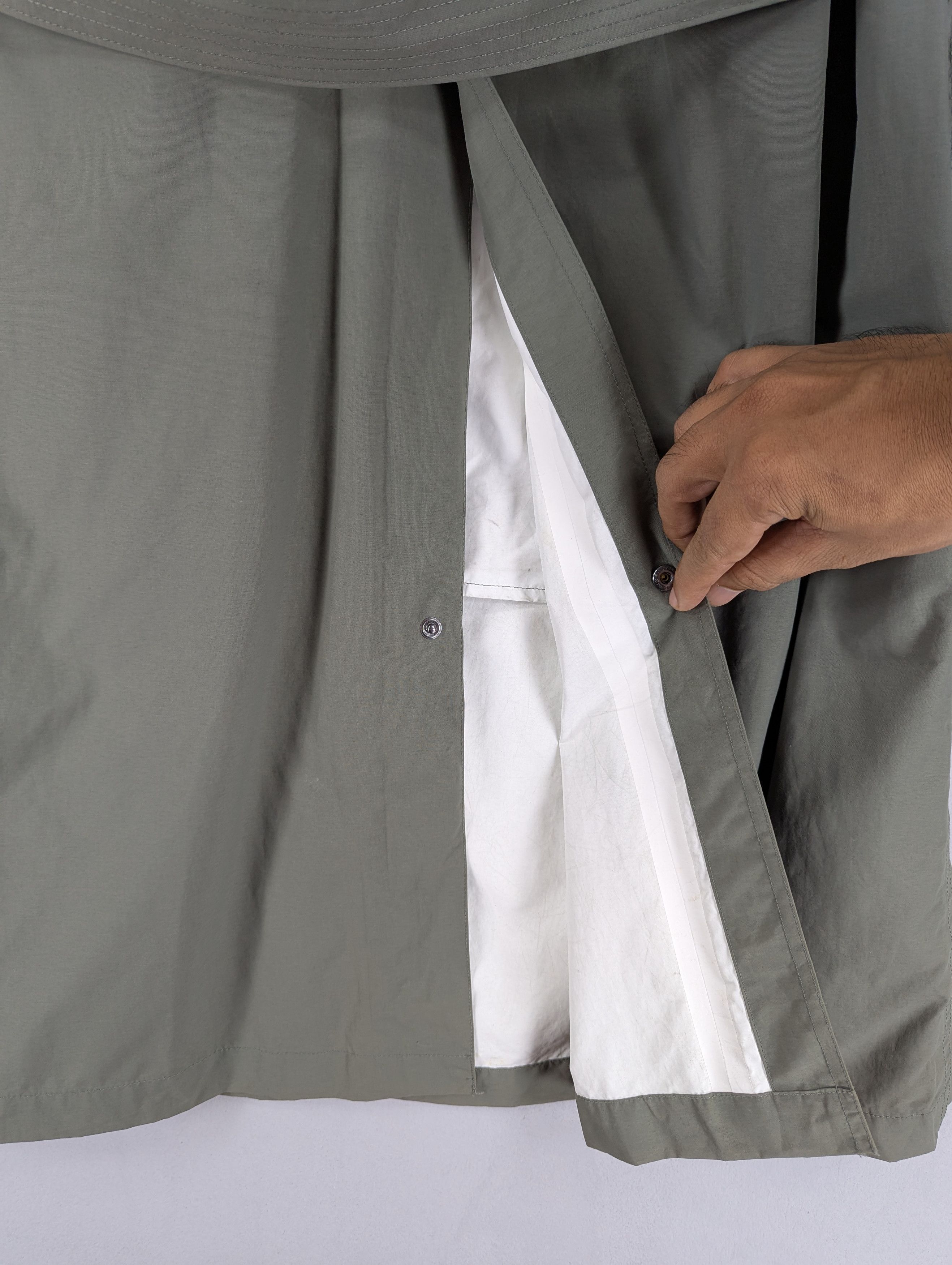 Christophe Lemaire Uniqlo And Lemaire Waterproof Trenchcoat Jacket Size US M / EU 48-50 / 2 - 19 Thumbnail