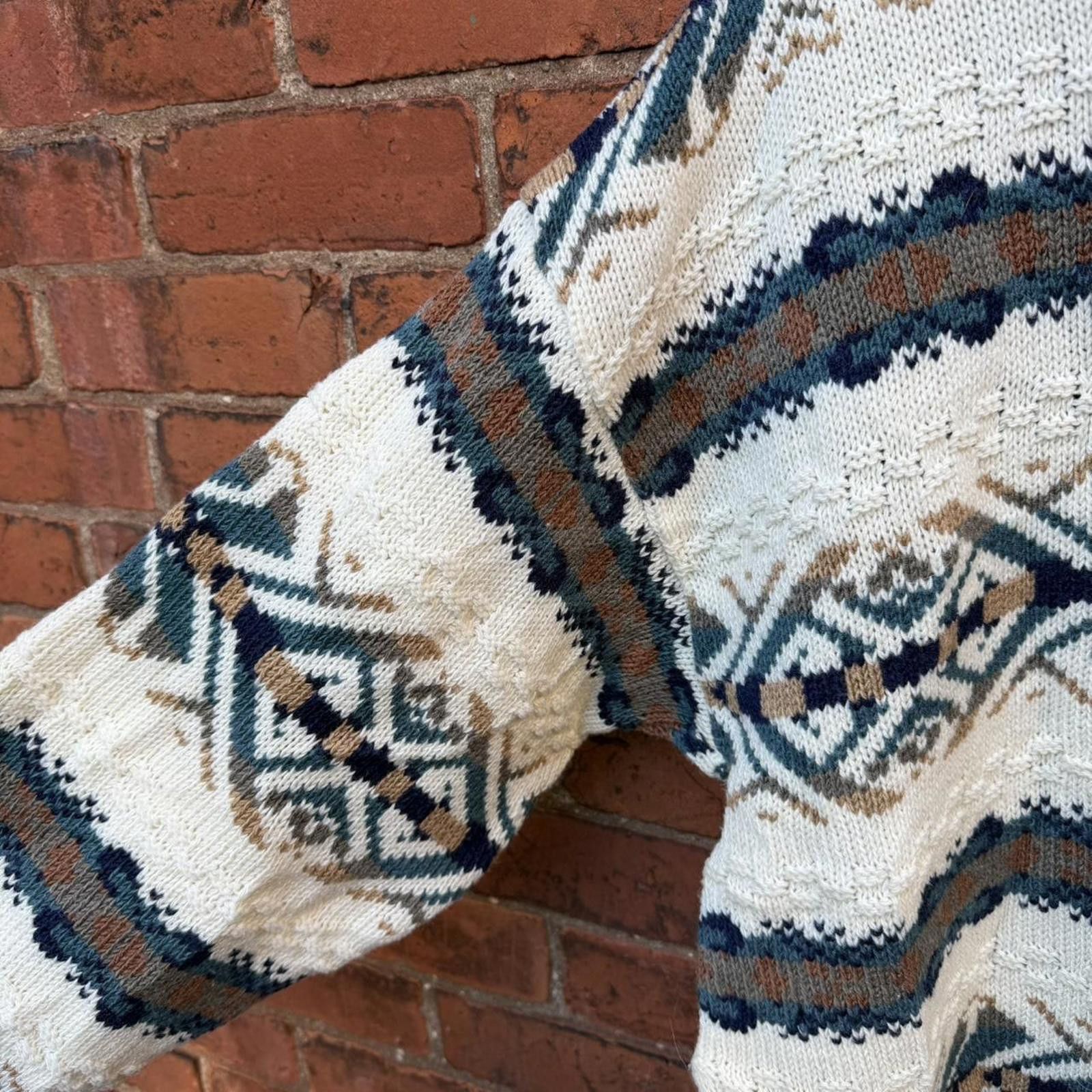 Other Vintage knights of the round table knit sweater 90s L Size US L / EU 52-54 / 3 - 5 Thumbnail