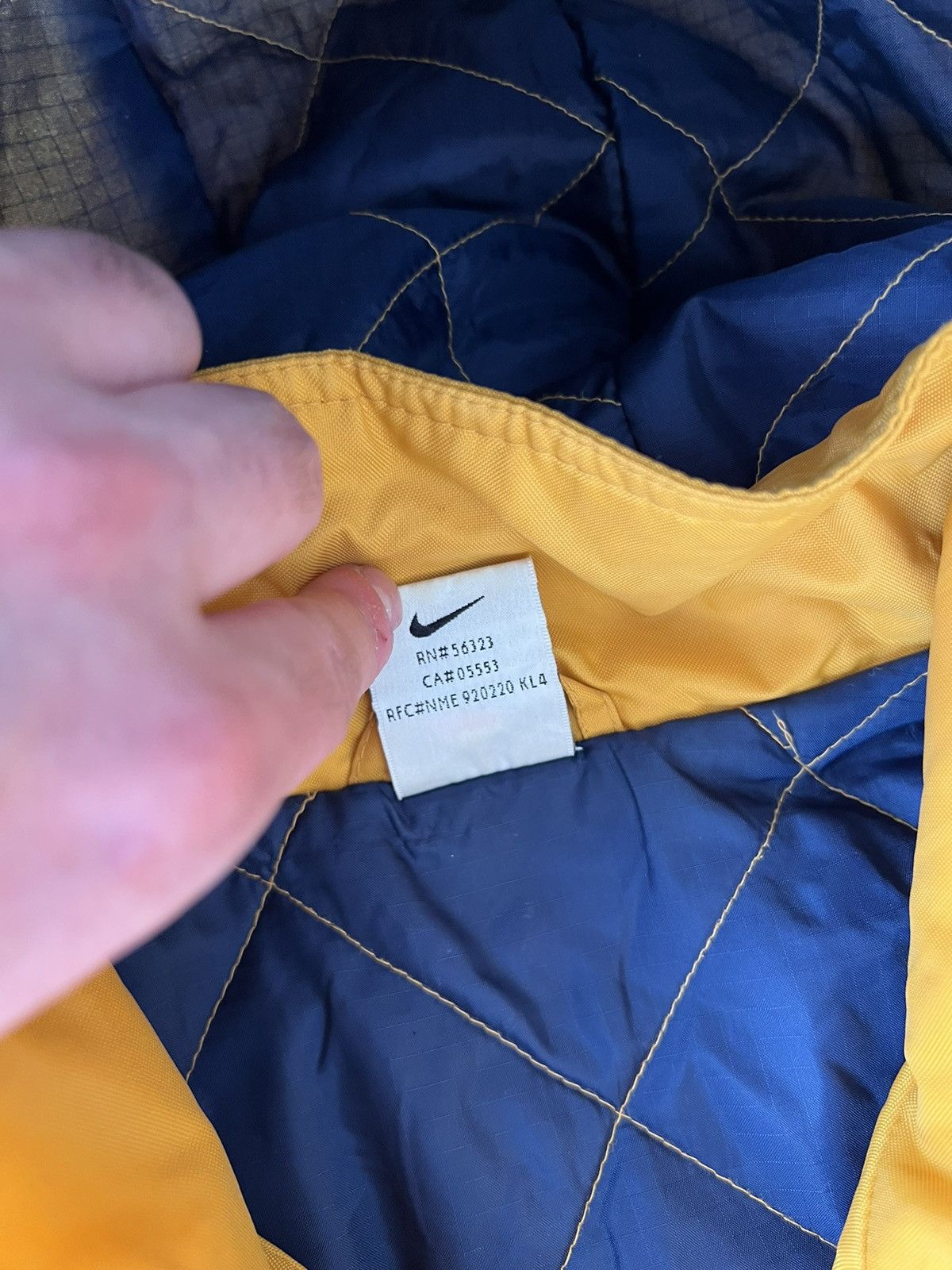 Nike × Vintage 🩸RARE🩸Nike Vintage Big Logo Swoosh 00s Jacket Size US M / EU 48-50 / 2 - 12 Thumbnail