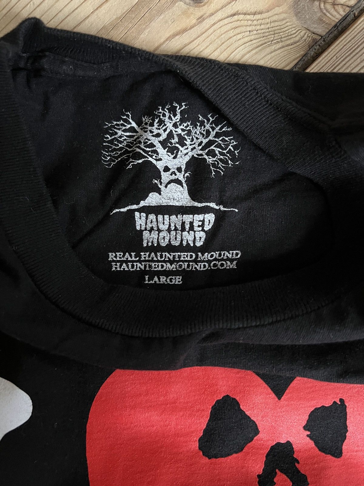 Haunted Mound I heart t-shirt Size US L / EU 52-54 / 3 - 3 Thumbnail