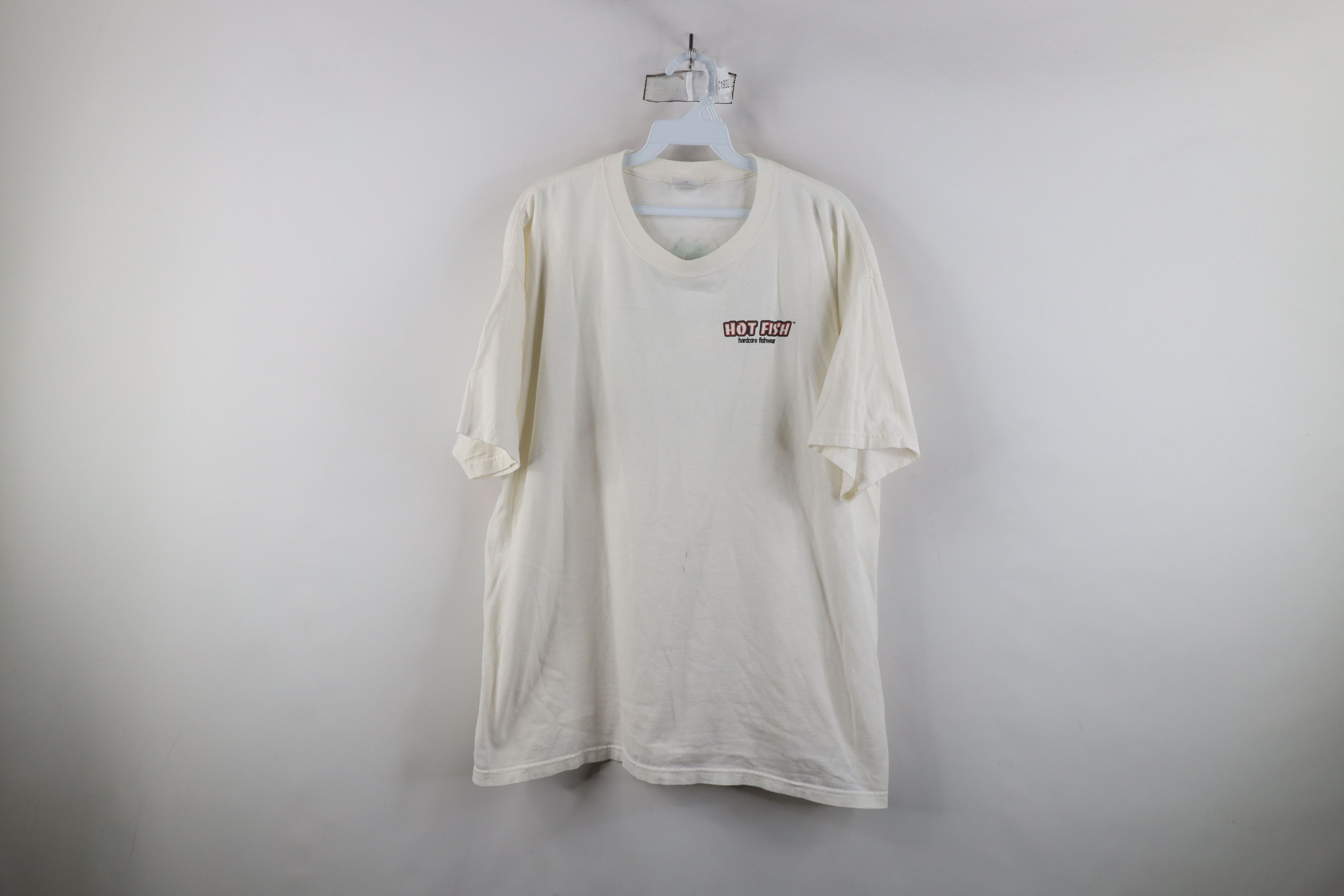Vintage Vintage 90s Y2K Streetwear Hot Fish Largemouth Bass T-Shirt Size US XL / EU 56 / 4 - 1 Thumbnail