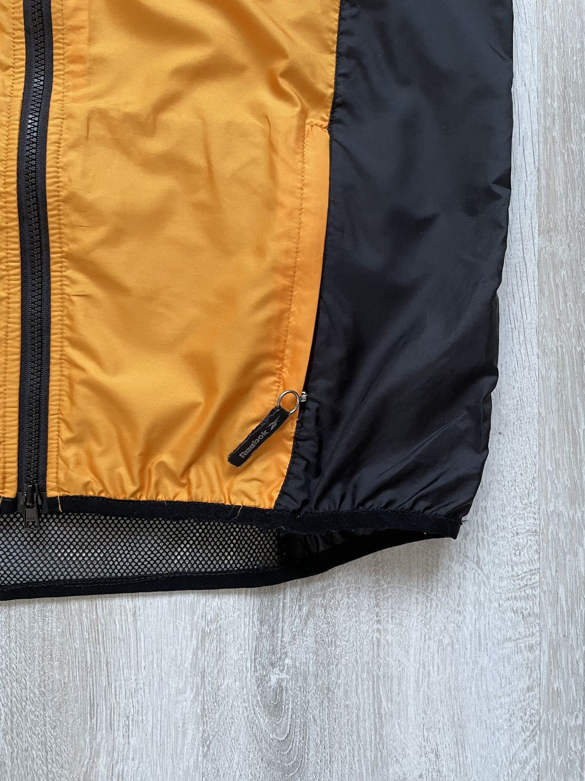 Reebok × Vintage 90s Vintage Reebok Vest Light UV Indigator Full Zip Size US L / EU 52-54 / 3 - 5 Thumbnail