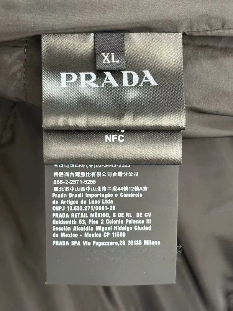 Prada Prada Black Triangle Logo Down Coat. Size US XL / EU 56 / 4 - 4 Thumbnail