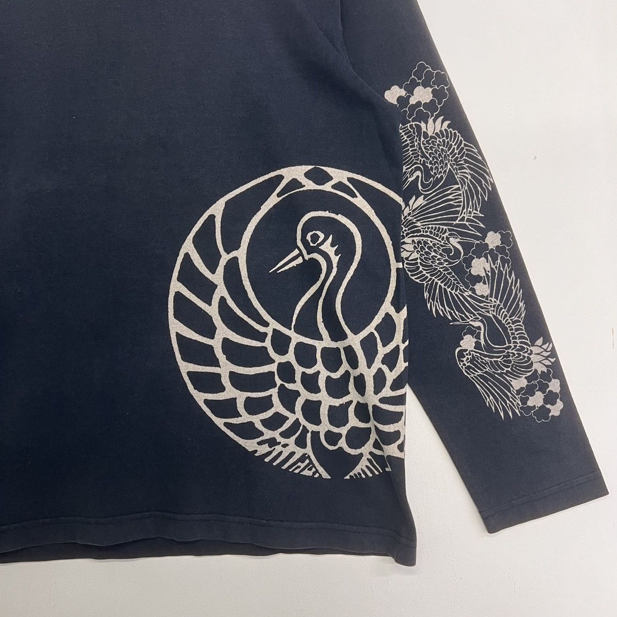 Japanese Brand Japanese Tasteful Succeed Sukajan Crane Motifs Tribal Shirt Size US S / EU 44-46 / 1 - 4 Thumbnail