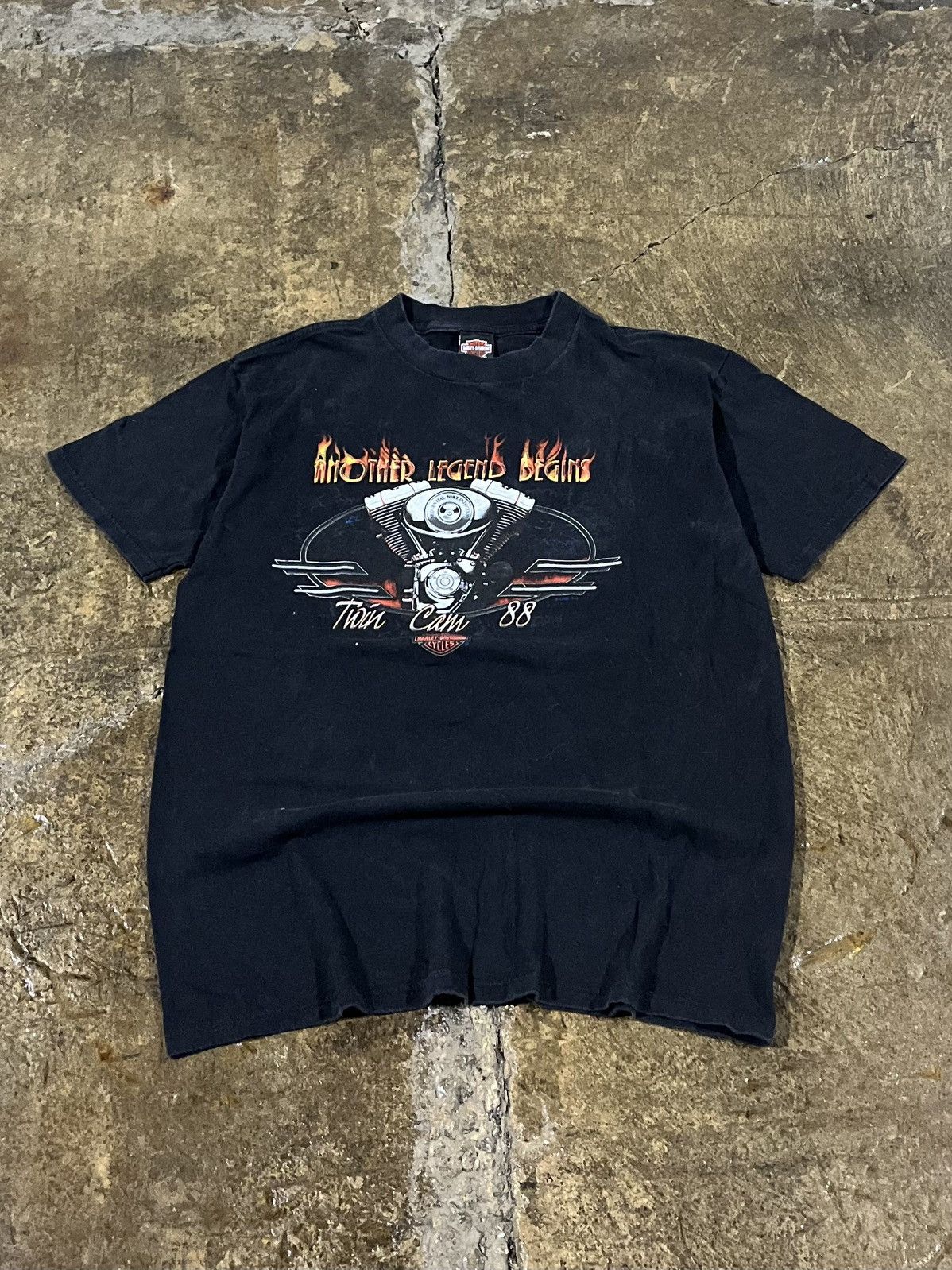 Harley Davidson × Vintage Crazy Vintage 90s Harley Davidson Flames Grunge Biker Tee Size US L / EU 52-54 / 3 - 1 Thumbnail