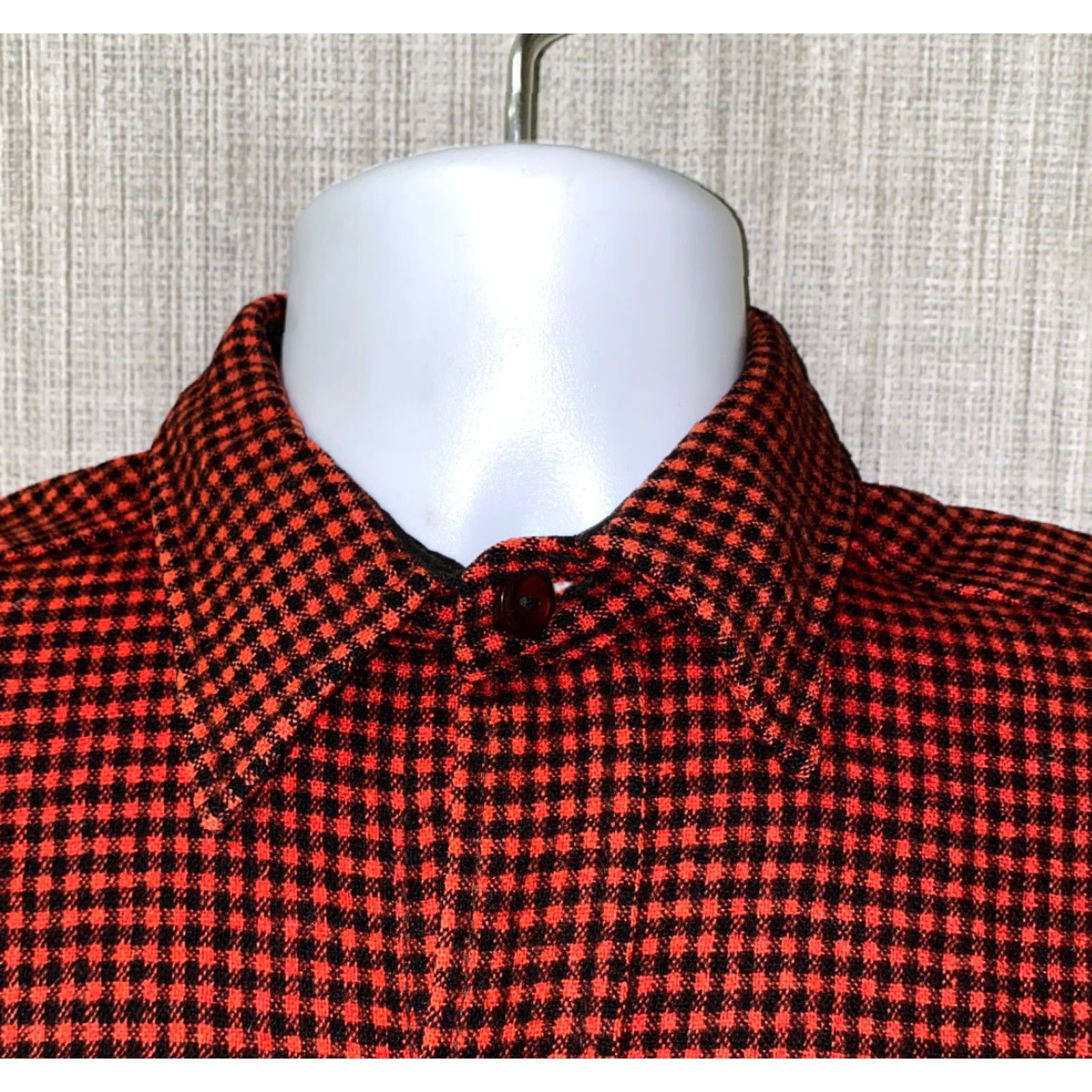 Vintage VINTAGE L.L. Bean Men's Button-Up Shirt Long Sleeve Checkered Red Black Adult Size 15 21 Inch Armpit Mens Size US M / EU 48-50 / 2 - 3 Thumbnail
