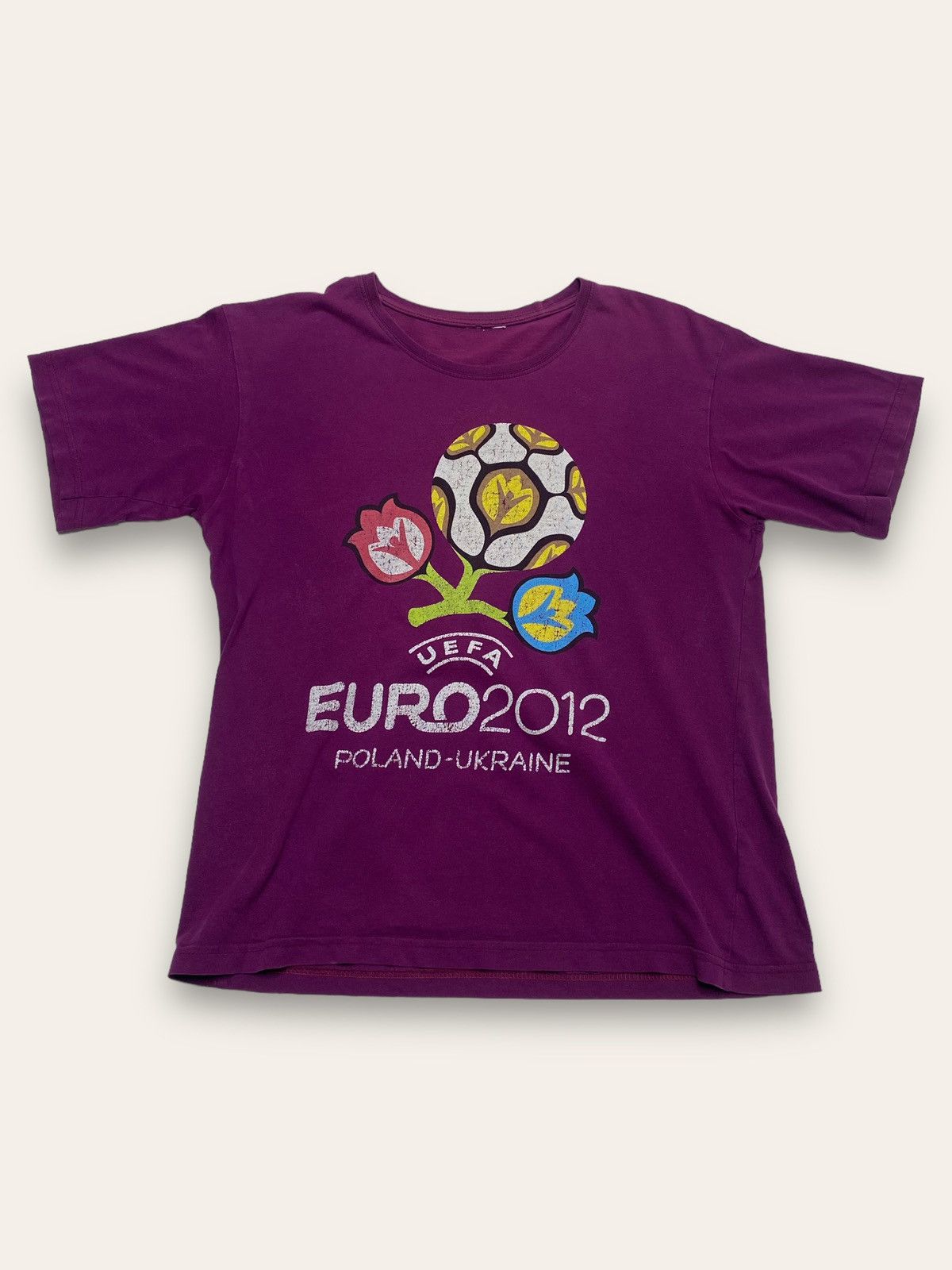 Vintage 2012 Vintage POLAND UKRAINE EURO2012 Purple Tee y2k Size US S / EU 44-46 / 1 - 1 Thumbnail