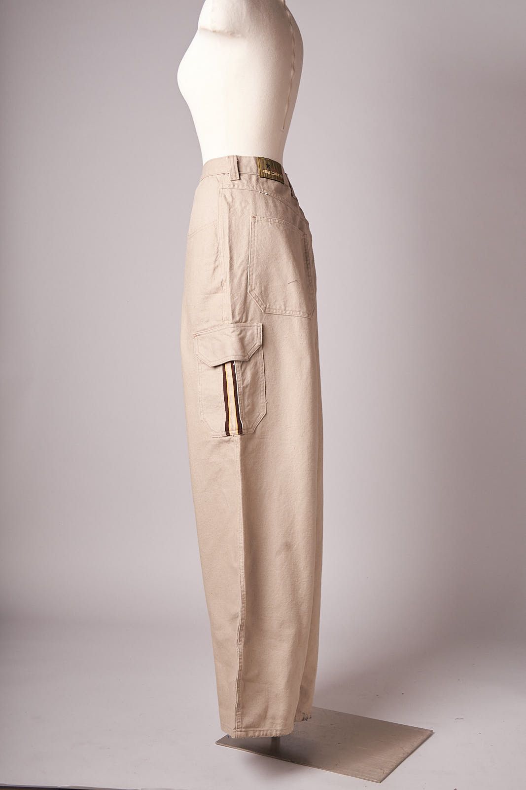 Split 1990s Deadstock Tan Wide Split Skateboarding Cargo Pants Size US 36 / EU 52 - 2 Thumbnail