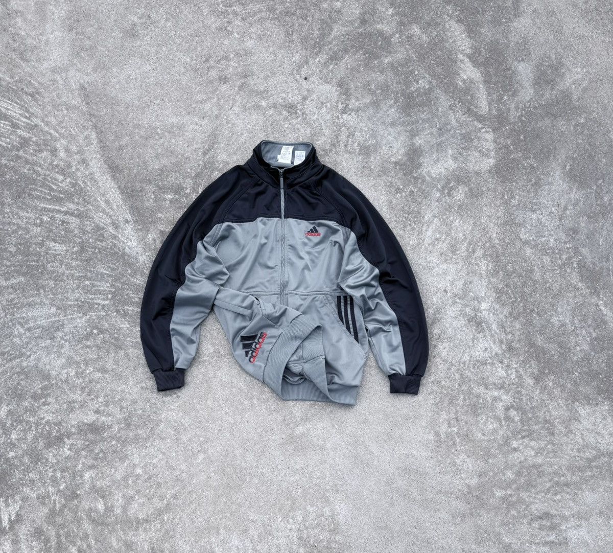 Other Vintage Adidas 90s streetwear track jacket Size US M / EU 48-50 / 2 - 1 Thumbnail