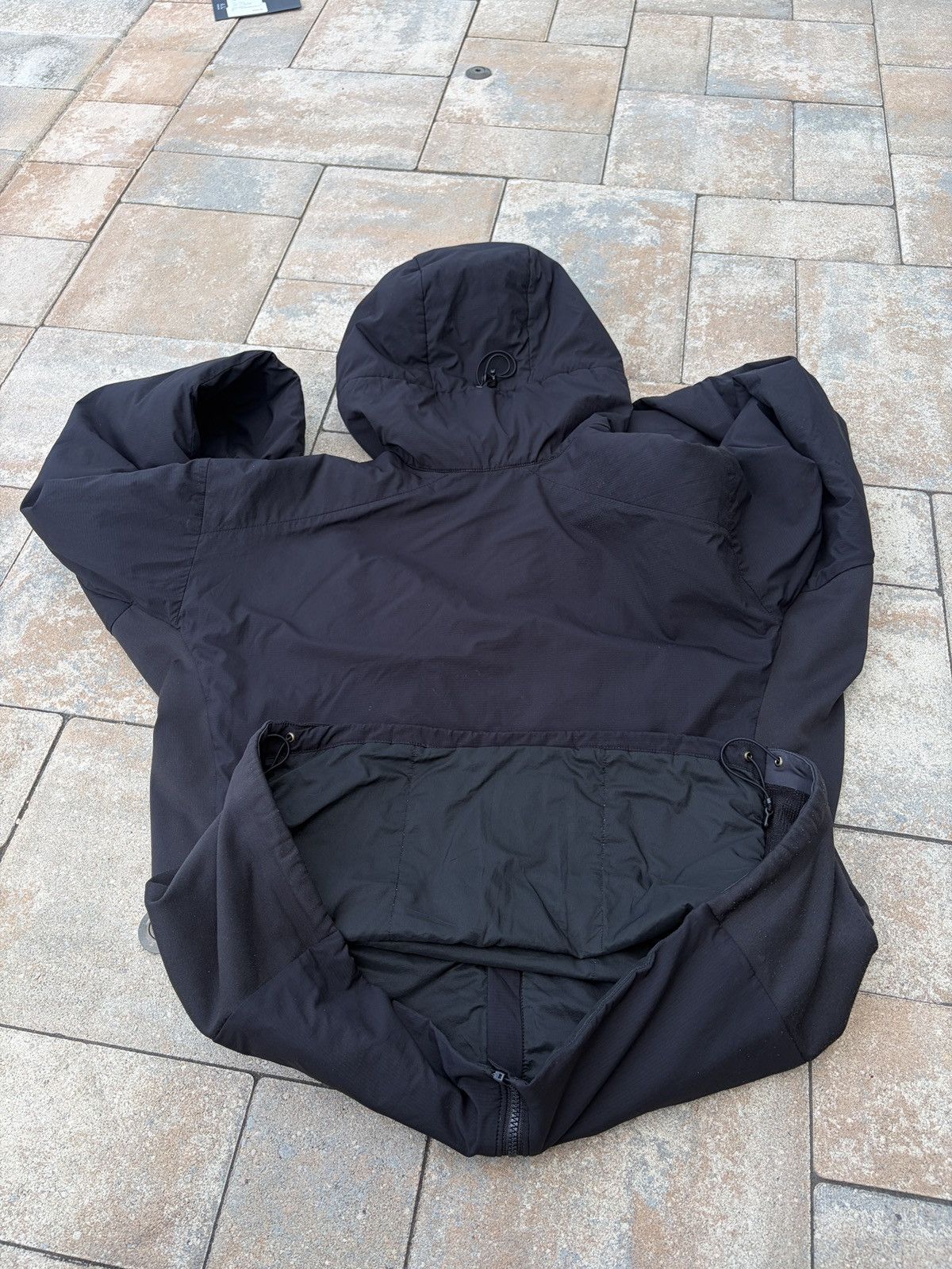 Arc'teryx Arc’teryx Atom LT ‘Black’ Size US M / EU 48-50 / 2 - 16 Thumbnail
