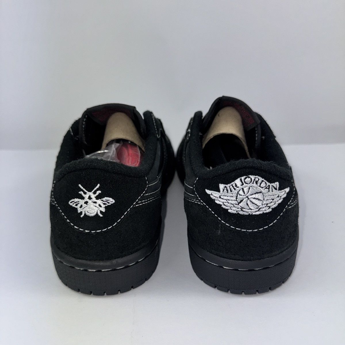 Jordan Brand × Travis Scott JORDAN 1 RETRO LOW TRAVIS SCOTT BLACK PHANTOM SNEAKERS Size US 5.5 / EU 38 - 3 Thumbnail