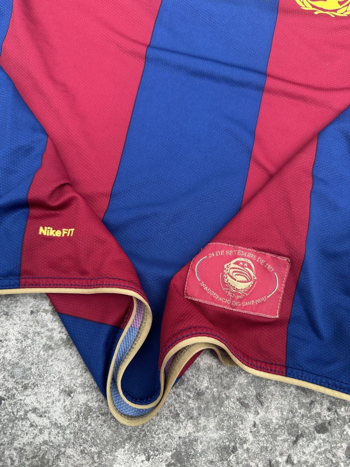 Nike Vintage Nike F.C.Barcelona 19 Messi Soccer Jersey 07/08 VTG Size US M / EU 48-50 / 2 - 3 Thumbnail