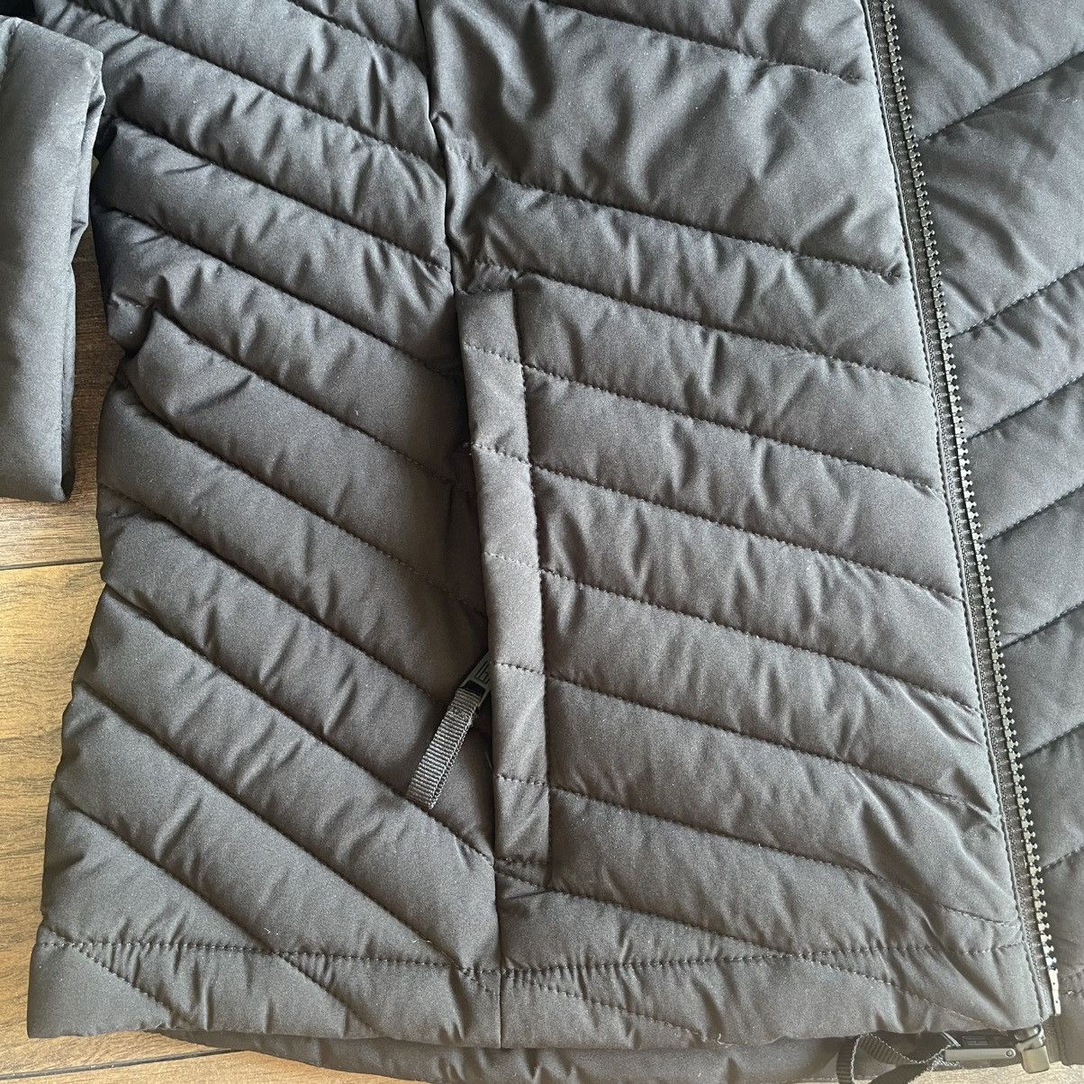 Tommy Hilfiger Tommy Hilfiger THFLEX Women’s Quilted Hooded Jacket Black. Size L / US 10 / IT 46 - 11 Thumbnail