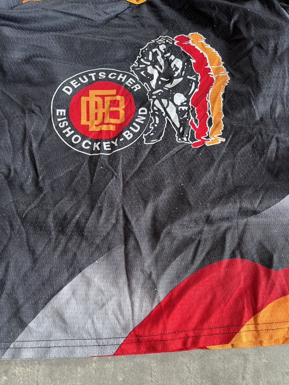 Nike Vintage Germany Deutschland 1996 Away Nike Hockey Jersey M Size US M / EU 48-50 / 2 - 5 Thumbnail