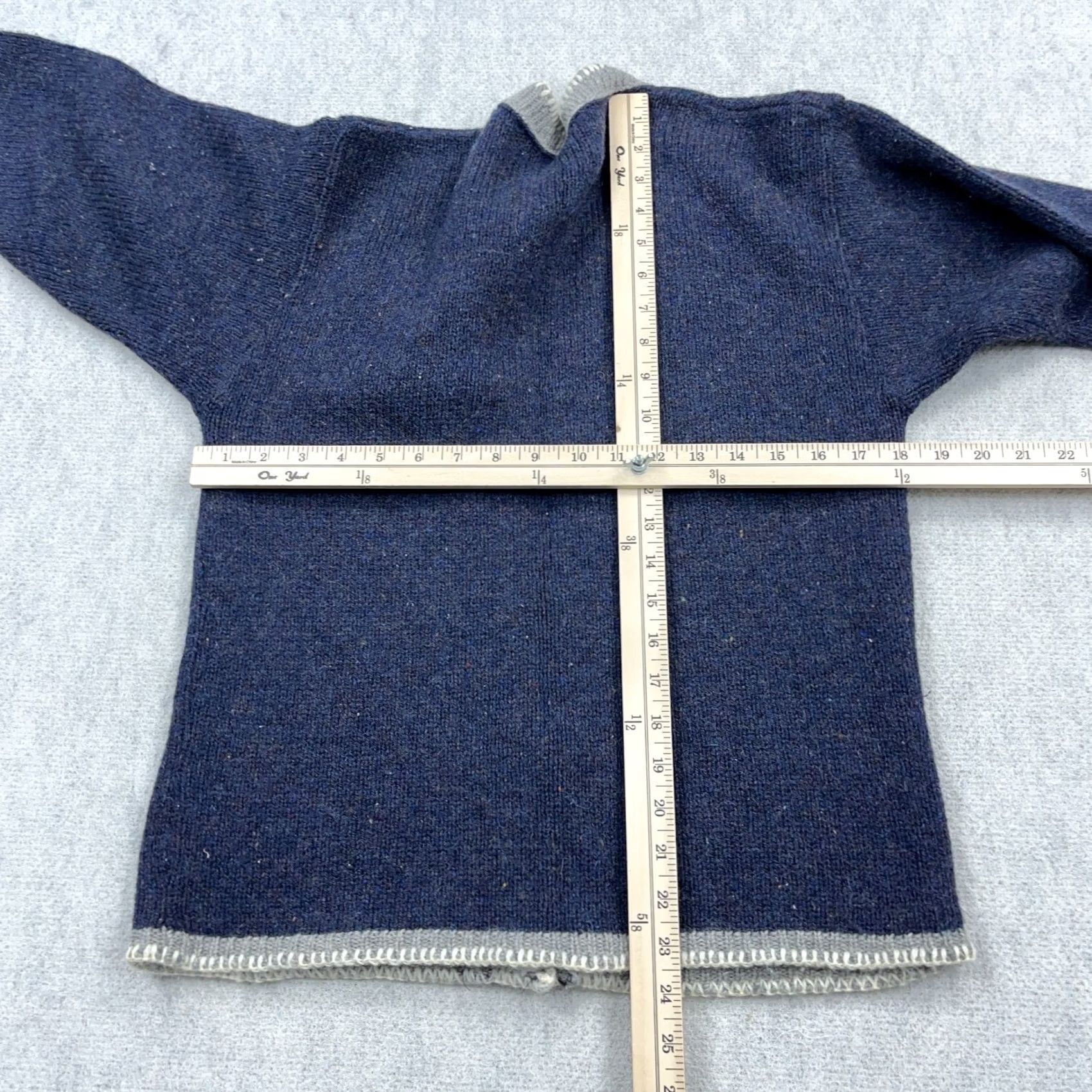 Eddie Bauer VINTAGE Eddie Bauer Cardigan Sweater Women Small Blue Wool Knit 90s Made In USA Size S / US 4 / IT 40 - 5 Thumbnail