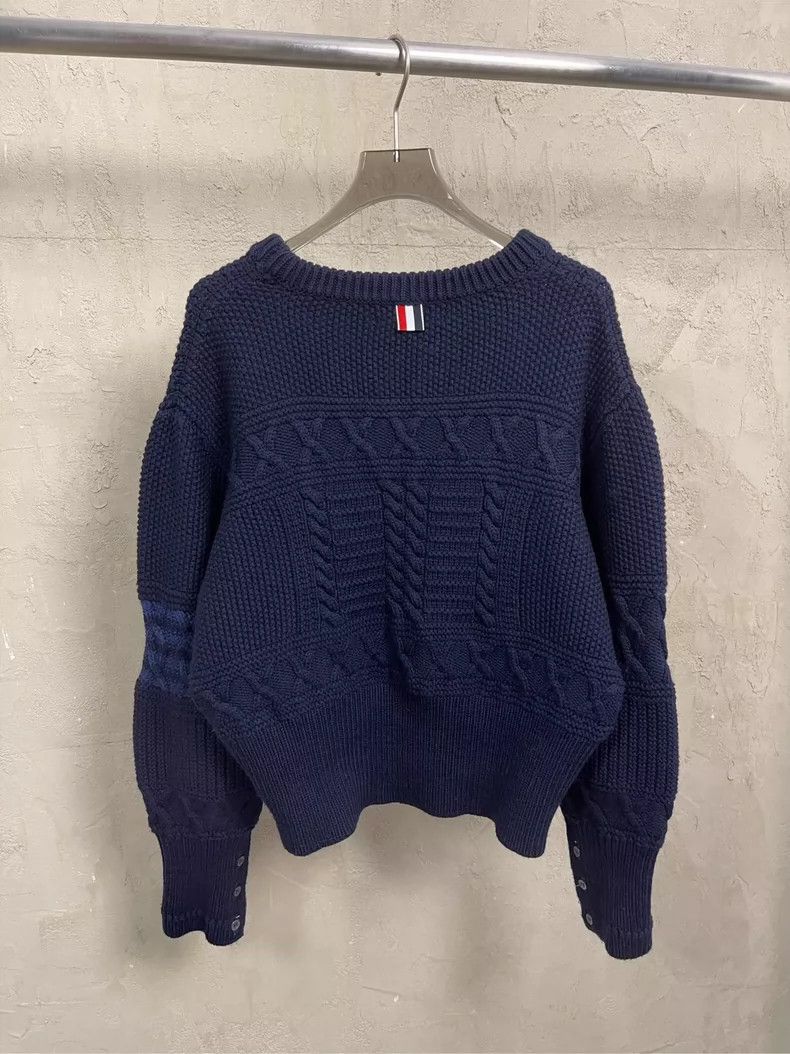 Thom Browne Thom Browne size4 Blue and green jacquard round collar wool Size US XL / EU 56 / 4 - 2 Thumbnail