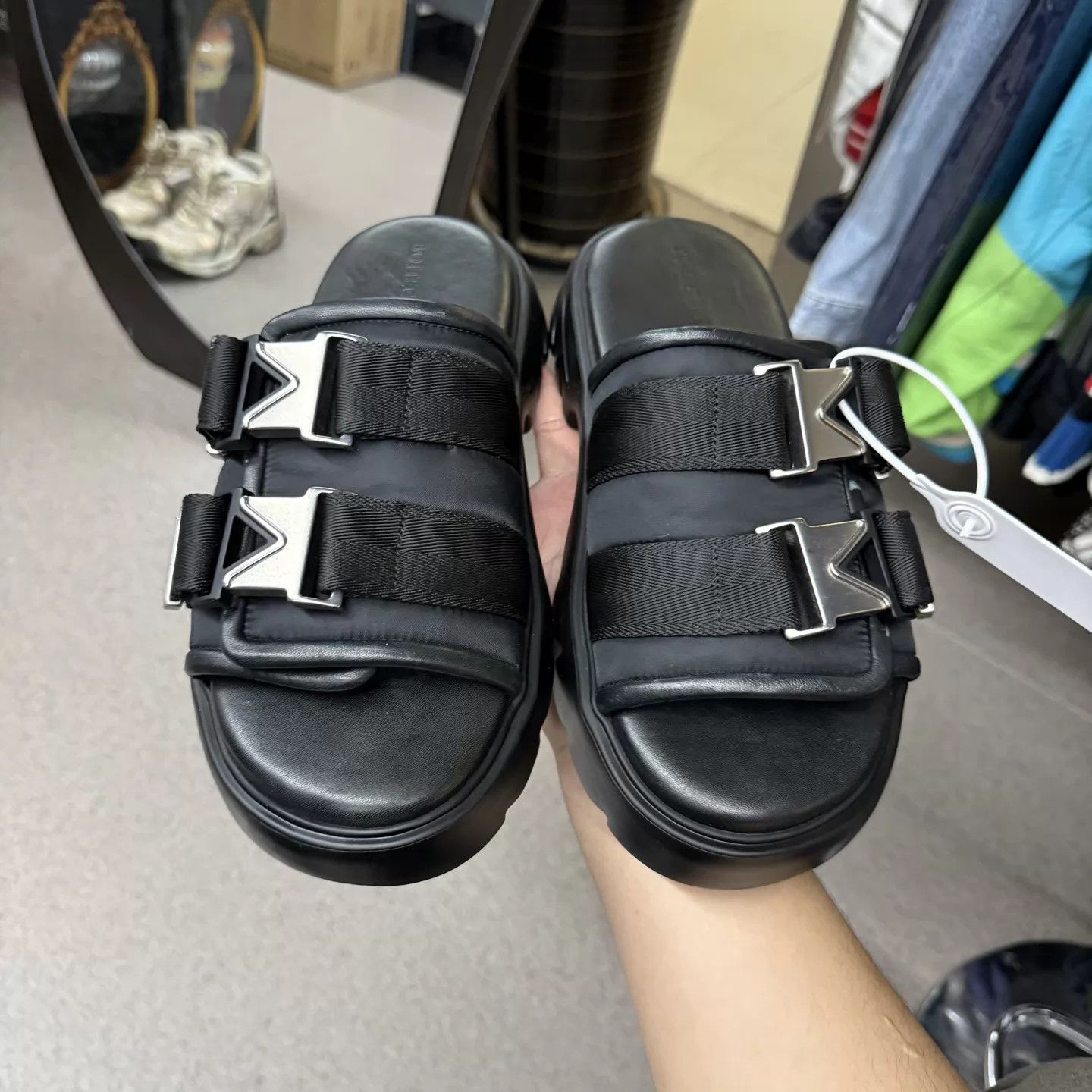 Bottega Veneta Bottega Veneta Black Padlock Slippers 40 Near New Size US 7 / EU 40 - 5 Thumbnail