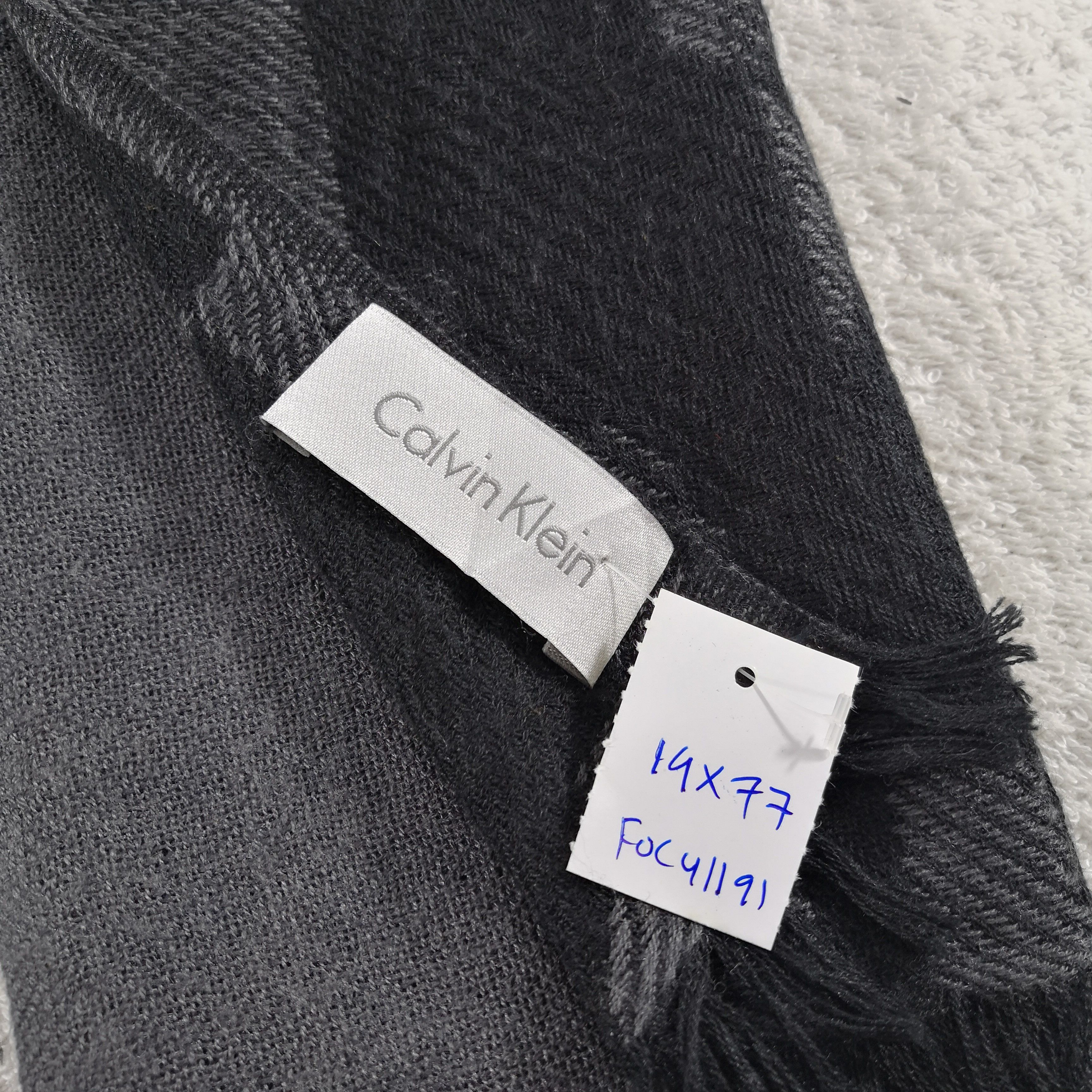 Calvin Klein Vintage Calvin Klein Scarf Muffler Wool Cashmere Scarves Size ONE SIZE - 4 Thumbnail