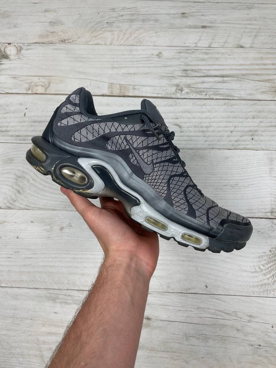 Nike Nike Air Max Plus TN White Grey Trainers Sneakers Size US 11 / EU 44 - 16 Thumbnail