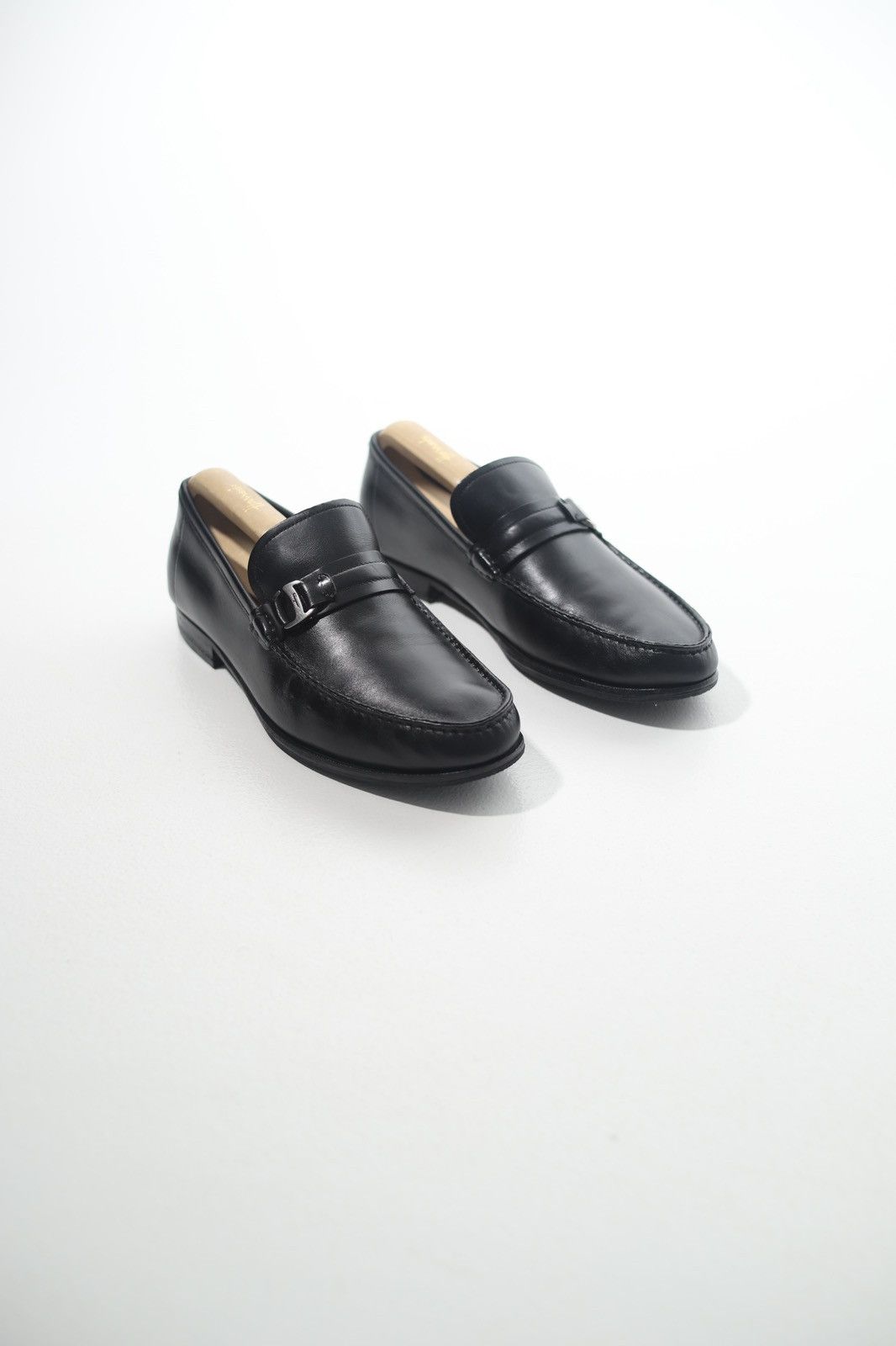 Salvatore Ferragamo SALVATORE FERRAGAMO Loafers Leather Shoes Horsebit Black Men Size US 9 / EU 42 - 1 Thumbnail