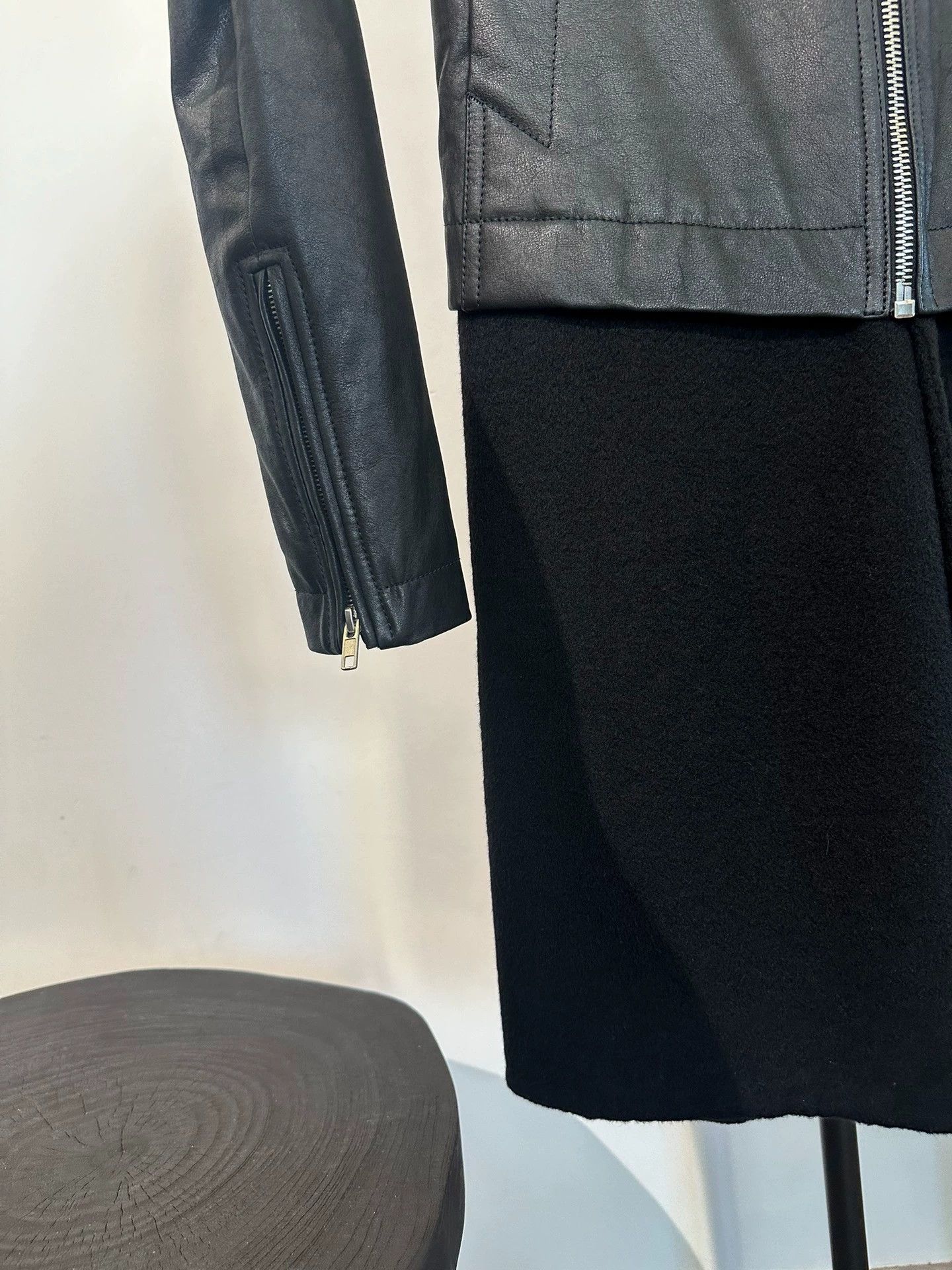 Rick Owens Rick Owens Cow Leather & Wool Mid-Length Coat 46 Size US S / EU 44-46 / 1 - 7 Thumbnail