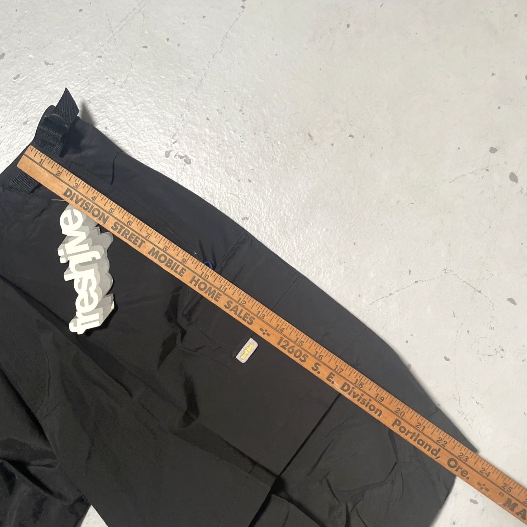 Freshjive VINTAGE Freshjive Nylon Shorts Windbreaker 1990s Y2K Skate Streetwear NWT L Black Mens Size US 33 - 5 Thumbnail