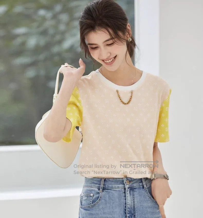 Louis Vuitton Louis Vuitton 22 color-block logo full print cotton crew n Size US S / EU 44-46 / 1 - 8 Thumbnail
