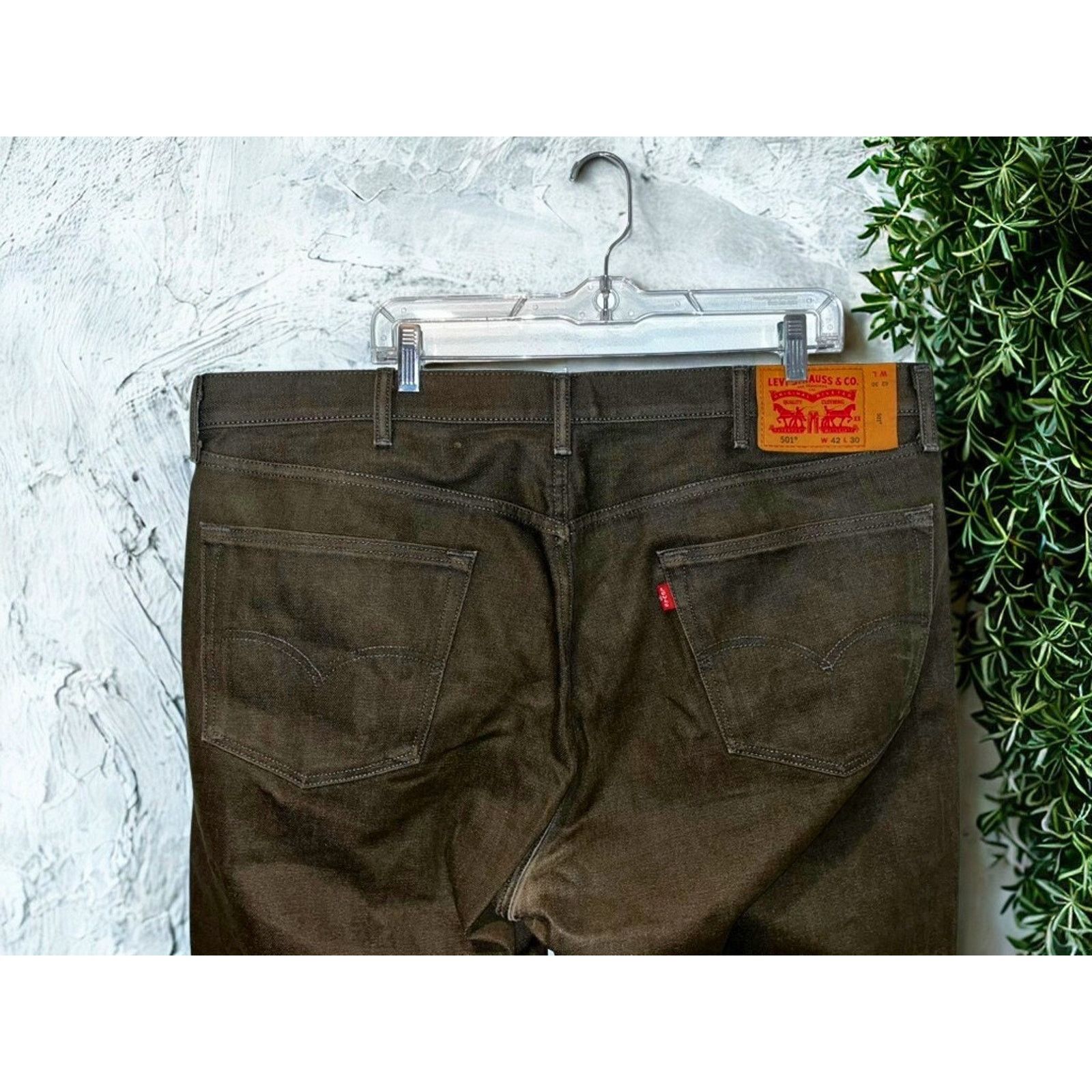 Levi's Levi’s 501 Jeans 42x30 Men White Oak Cone Denim Selvedge Size US 42 / EU 58 - 7 Thumbnail