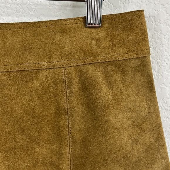 Isabel Marant Etoile Isabel Marant Suede Scalloped A Line Mini Skirt Size 34" / US 12 / IT 48 - 3 Thumbnail