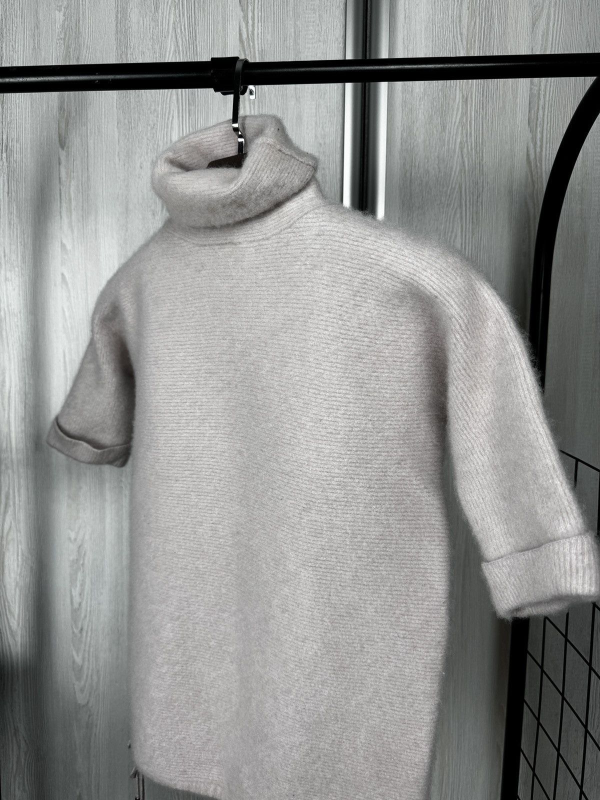Other Hemipshere Cashmere powder short sleeve turtleneck sweater Size M / US 6-8 / IT 42-44 - 5 Thumbnail