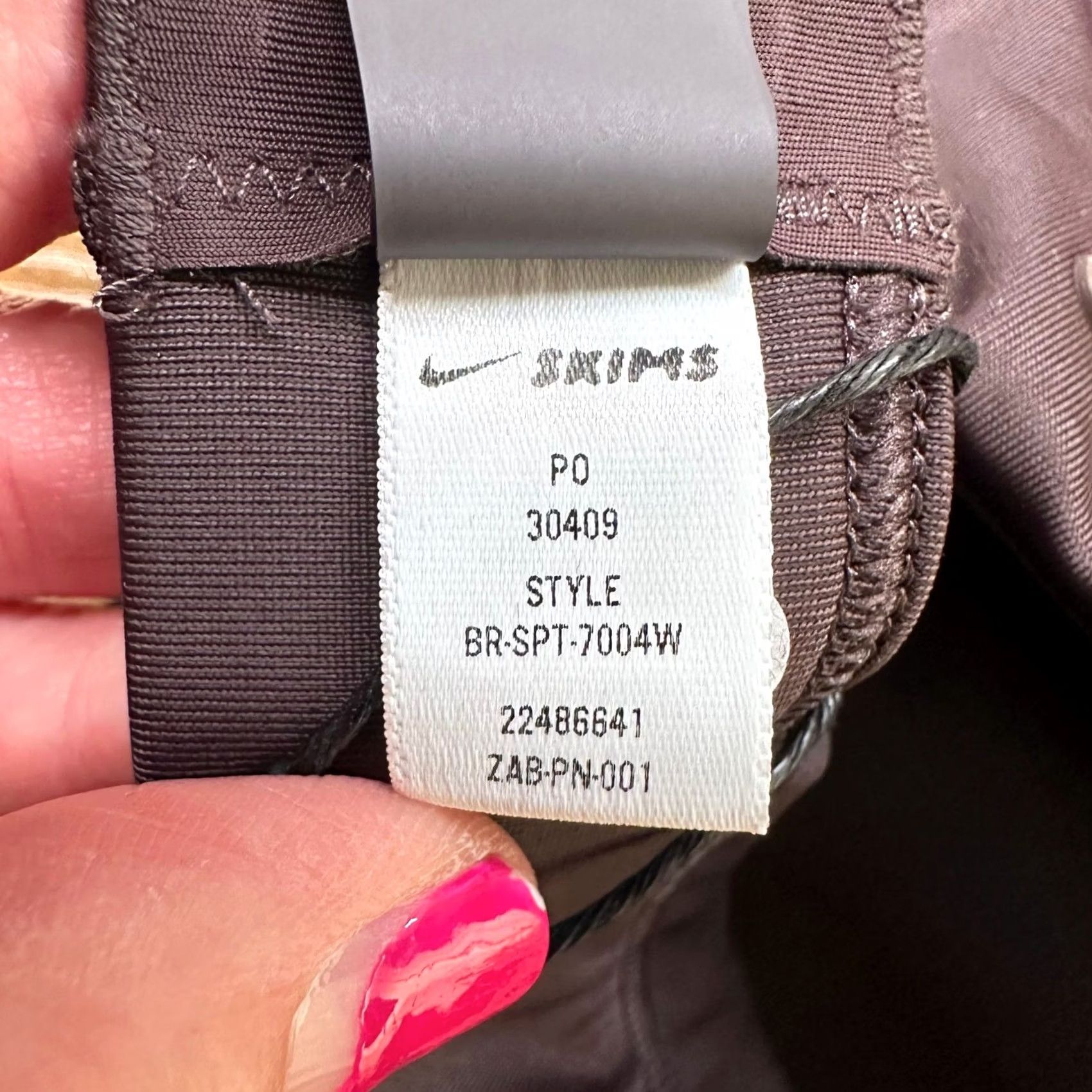 Nike Nike x SKIMS Shine High Neck Bra Phoenix Brown BR-SPT-7004W 34C Size ONE SIZE - 7 Thumbnail