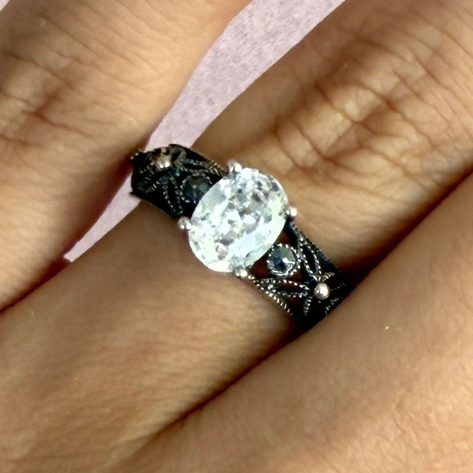 Sterling Silver sterling silver oval-cut cz ring size 6.5 Size ONE SIZE - 1 Thumbnail