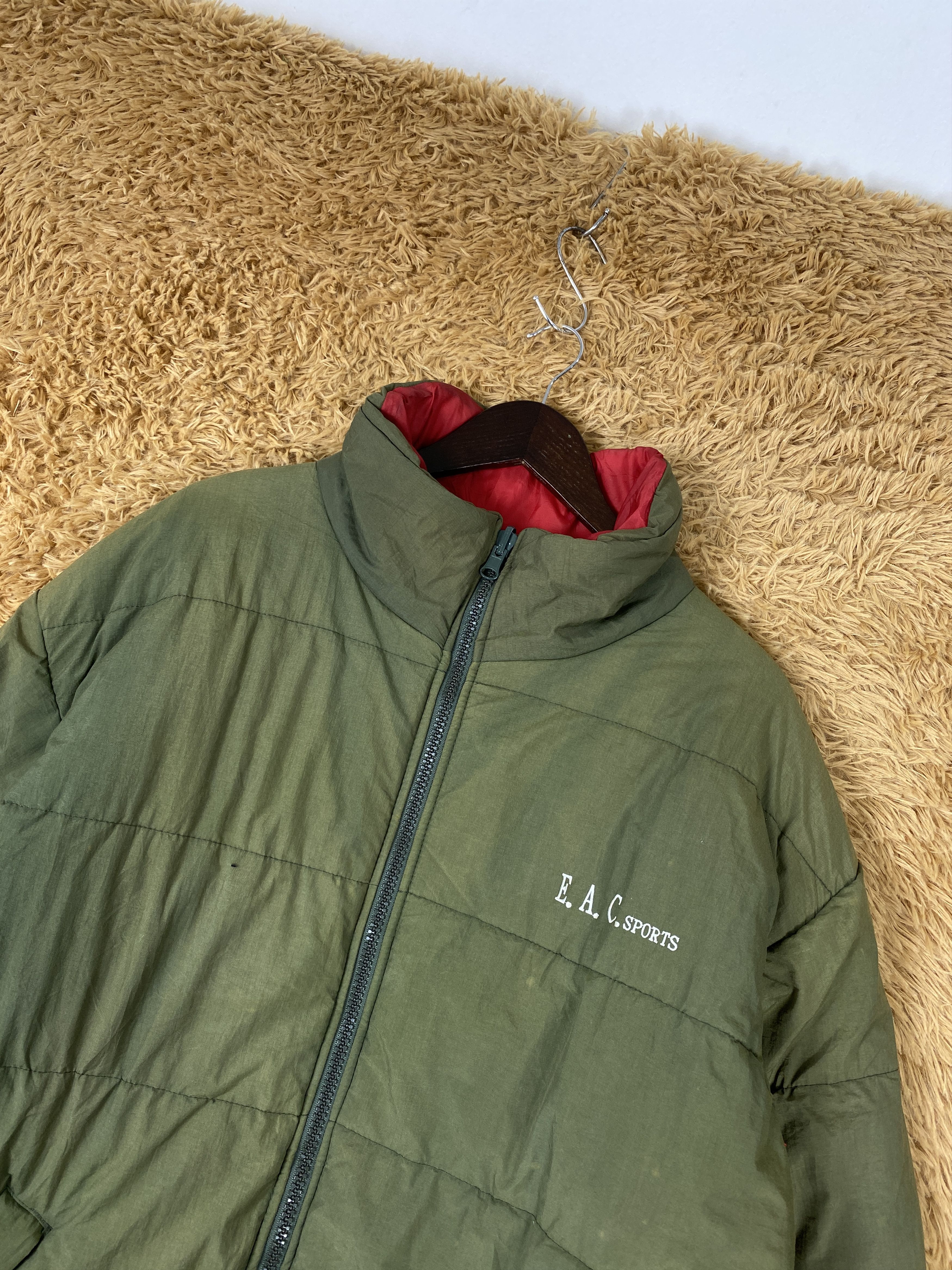 Japanese Brand Vintage E.A.C Sport Reversible Puffer Jacket J2027 Size US M / EU 48-50 / 2 - 3 Thumbnail