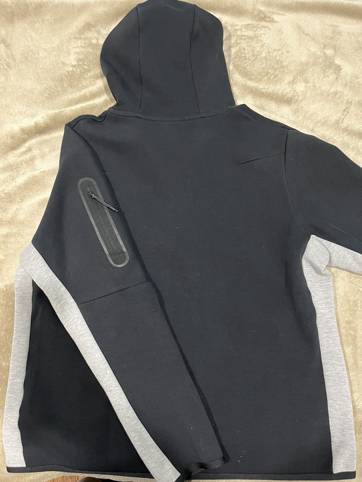 Nike Black/Gray Nike Tech Size US L / EU 52-54 / 3 - 8 Thumbnail