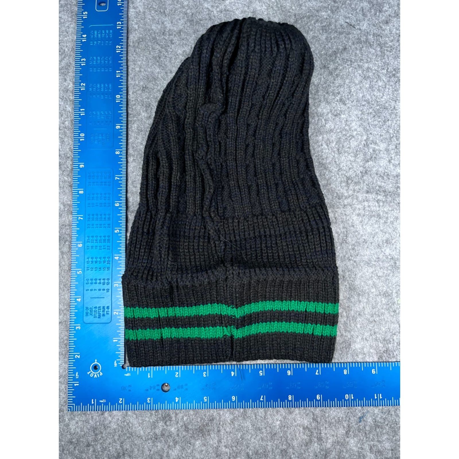 Vintage Terrasen Throne Of Glass Beanie Toque Adult OS Black Acrylic Pom Cable Knit Size ONE SIZE - 7 Thumbnail