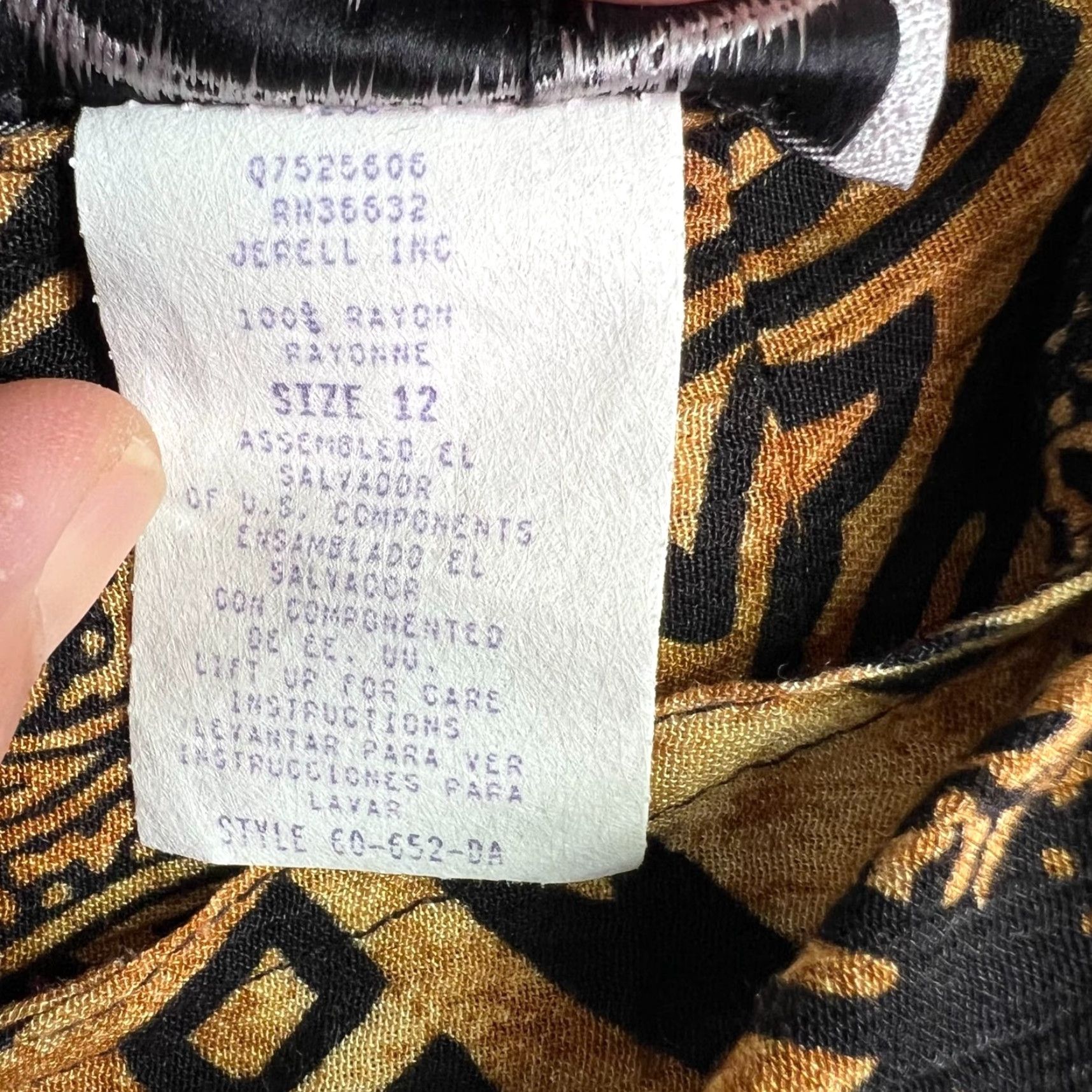 Vintage Stonebridge Skirt Womens Size 12 Maxi Wrap Geometric Brown Gold Rayon Chambray Lightweight 40in Length Size 34" / US 12 / IT 48 - 7 Thumbnail