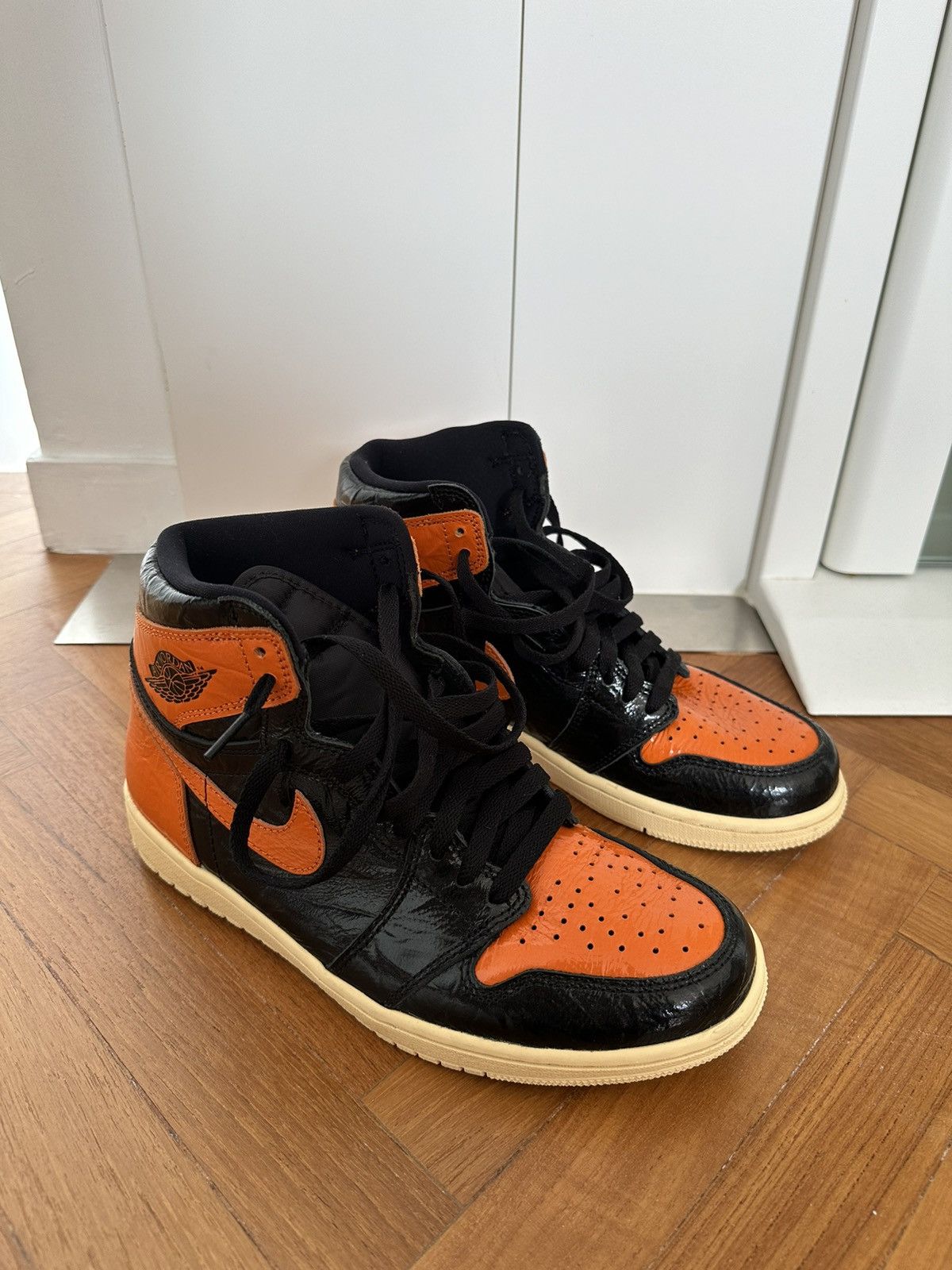 Nike Nike Air Jordan 1 Retro High “Shattered Backboard 3.0” Size US 8.5 / EU 41-42 - 1 Thumbnail
