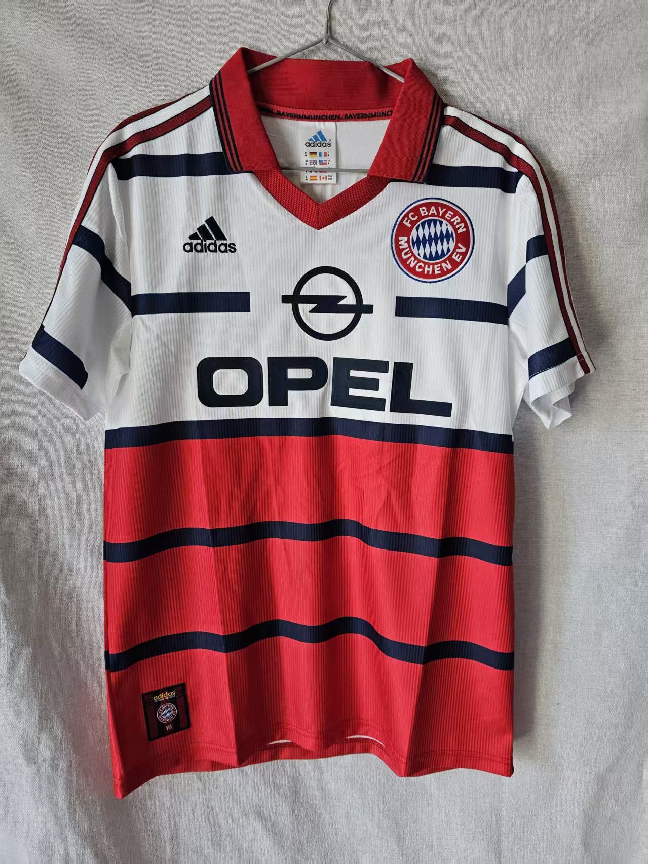 Other 1998 2001 Bayern Munich Jersey Away Size US M / EU 48-50 / 2 - 1 Thumbnail