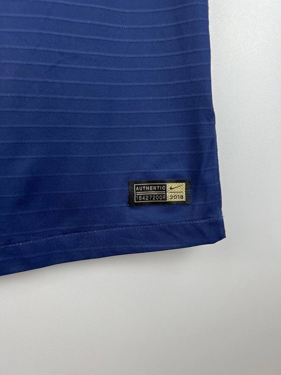 Vintage PSG Nike 2018-19 vaporknit jersey t-shirts size M Size US M / EU 48-50 / 2 - 4 Thumbnail